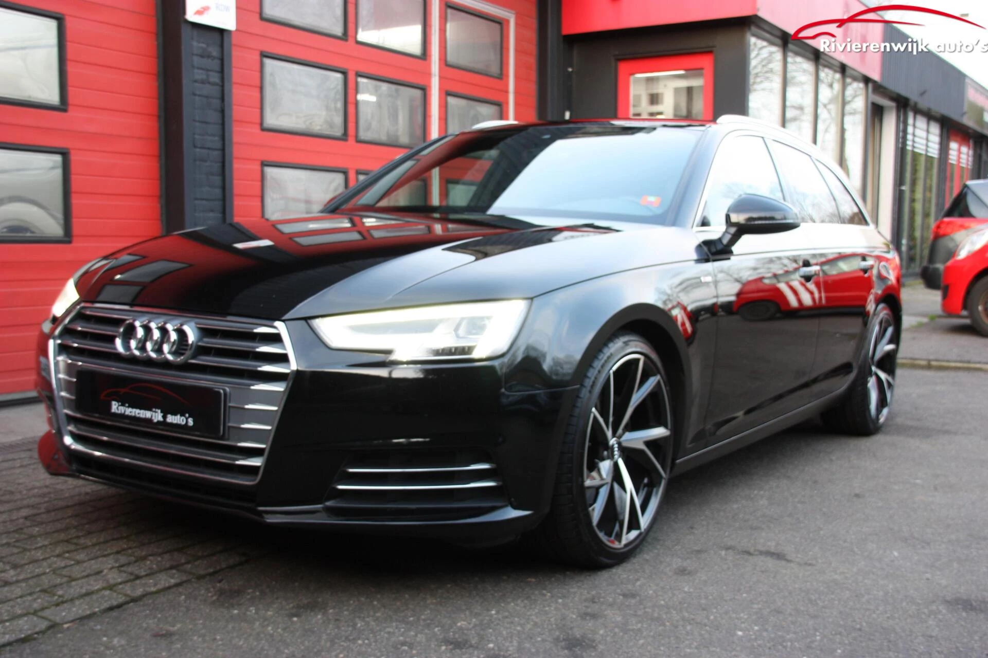 Hoofdafbeelding Audi A4