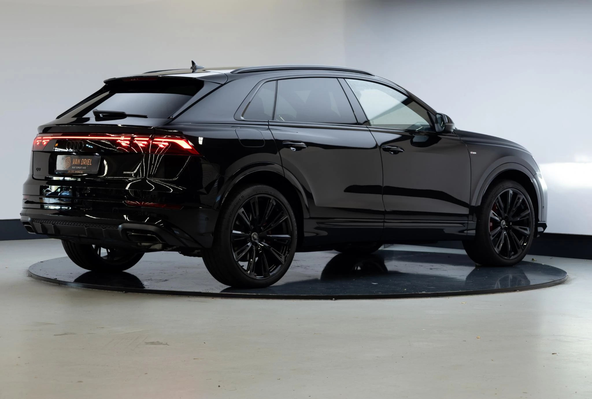 Hoofdafbeelding Audi Q8