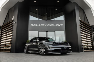 Hoofdafbeelding Porsche Taycan Porsche Taycan 79 kWh - Sport Chrono + | Panorama | Bose | 360 Camera