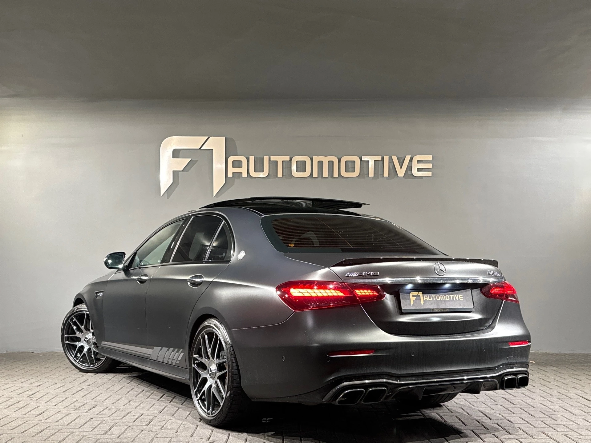 Hoofdafbeelding Mercedes-Benz E-Klasse