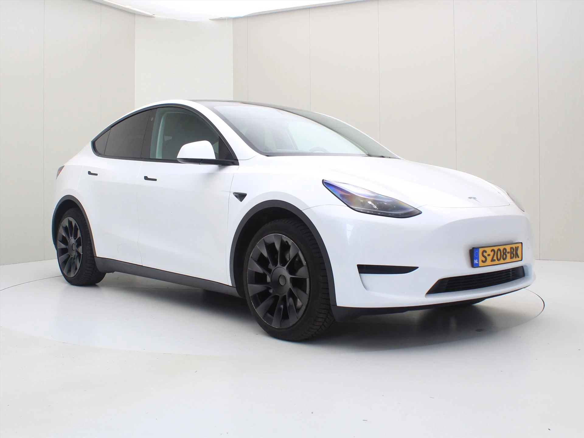 Hoofdafbeelding Tesla Model Y