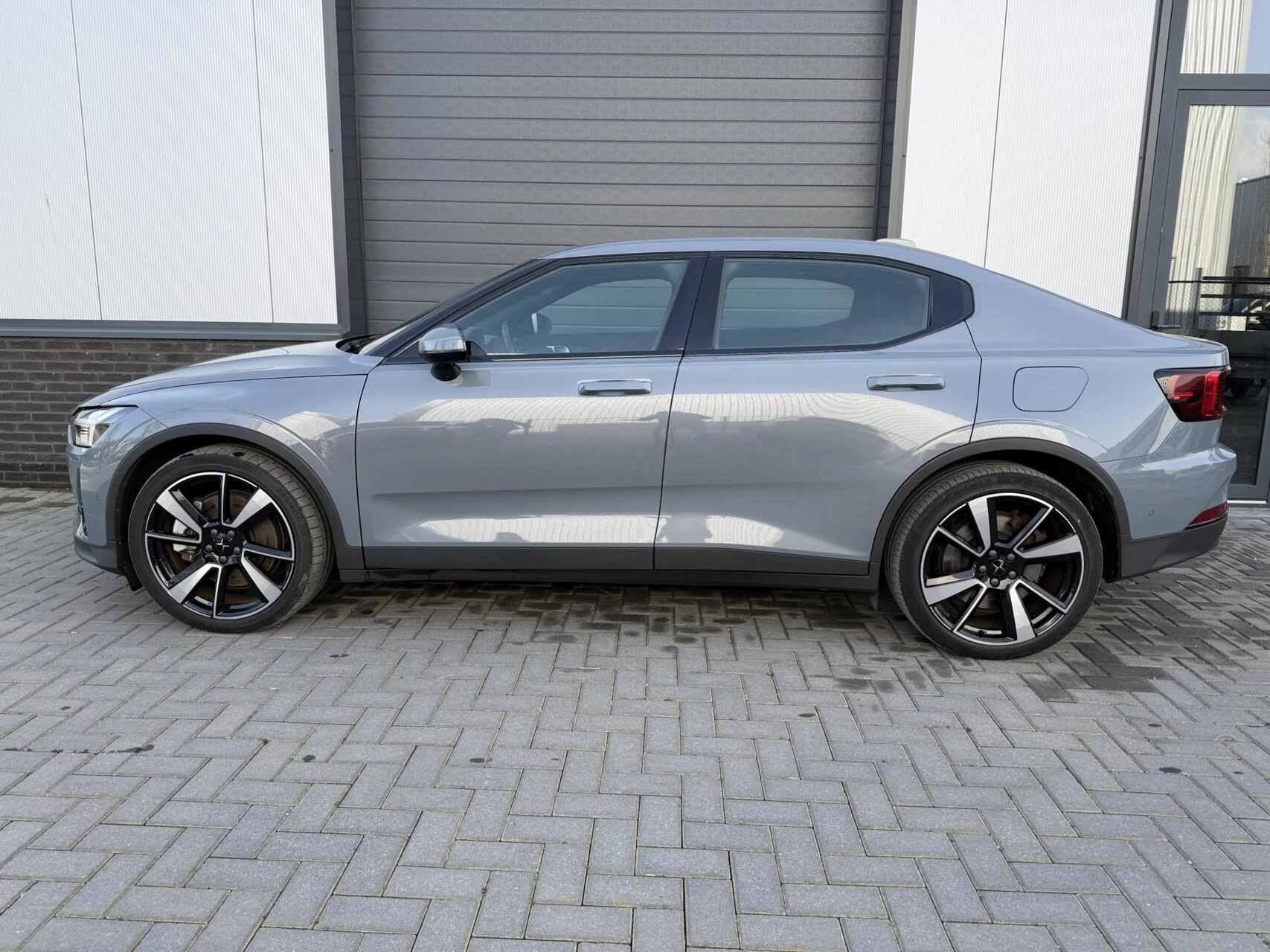 Hoofdafbeelding Polestar 2