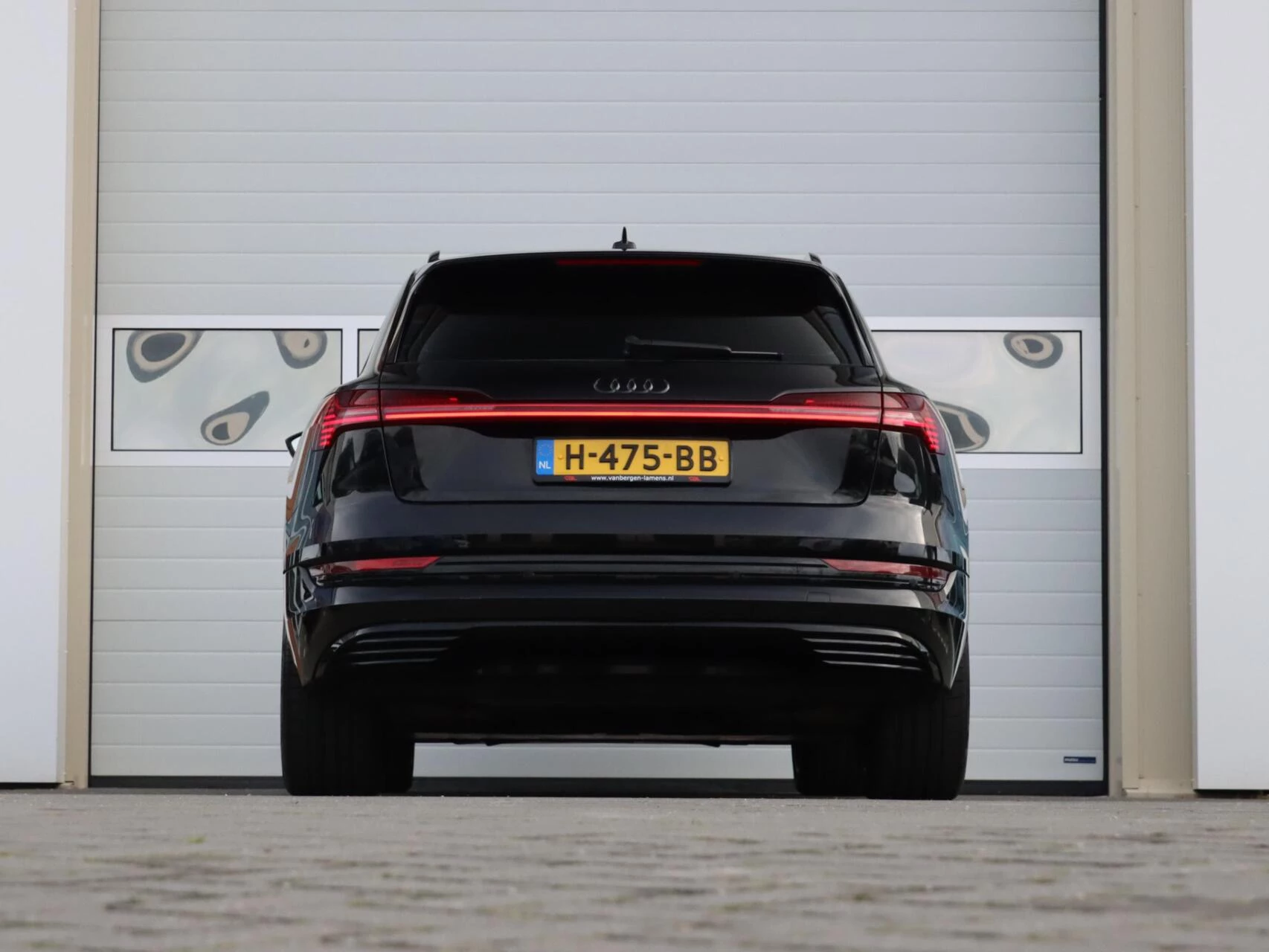 Hoofdafbeelding Audi e-tron