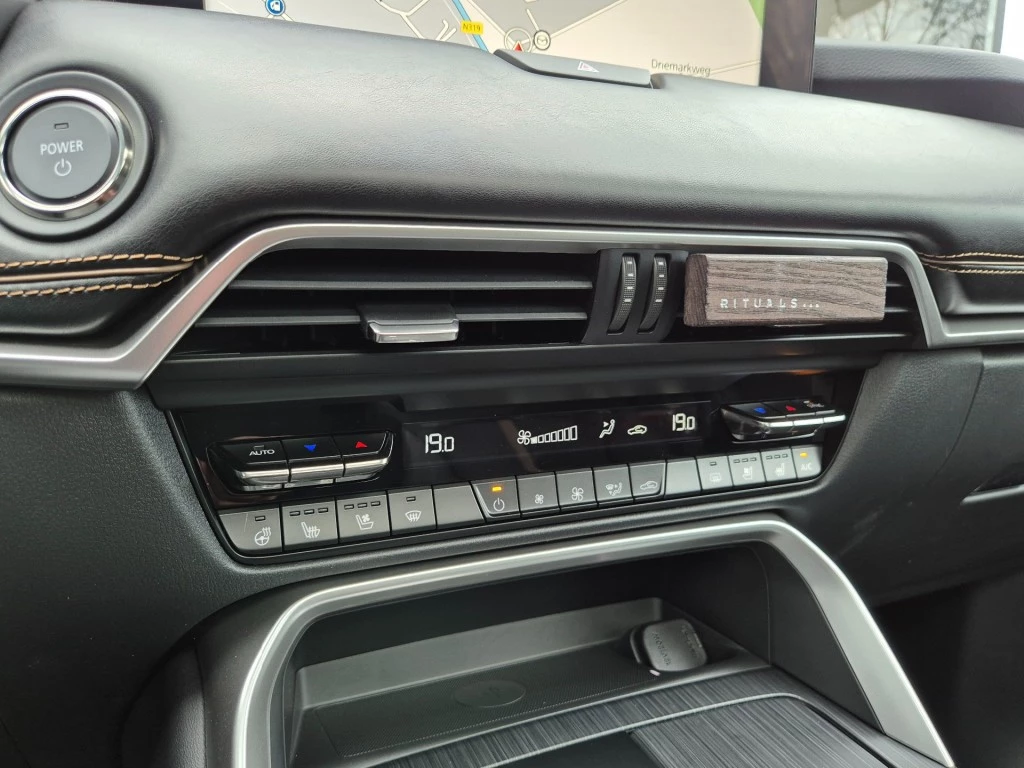 Hoofdafbeelding Mazda CX-60