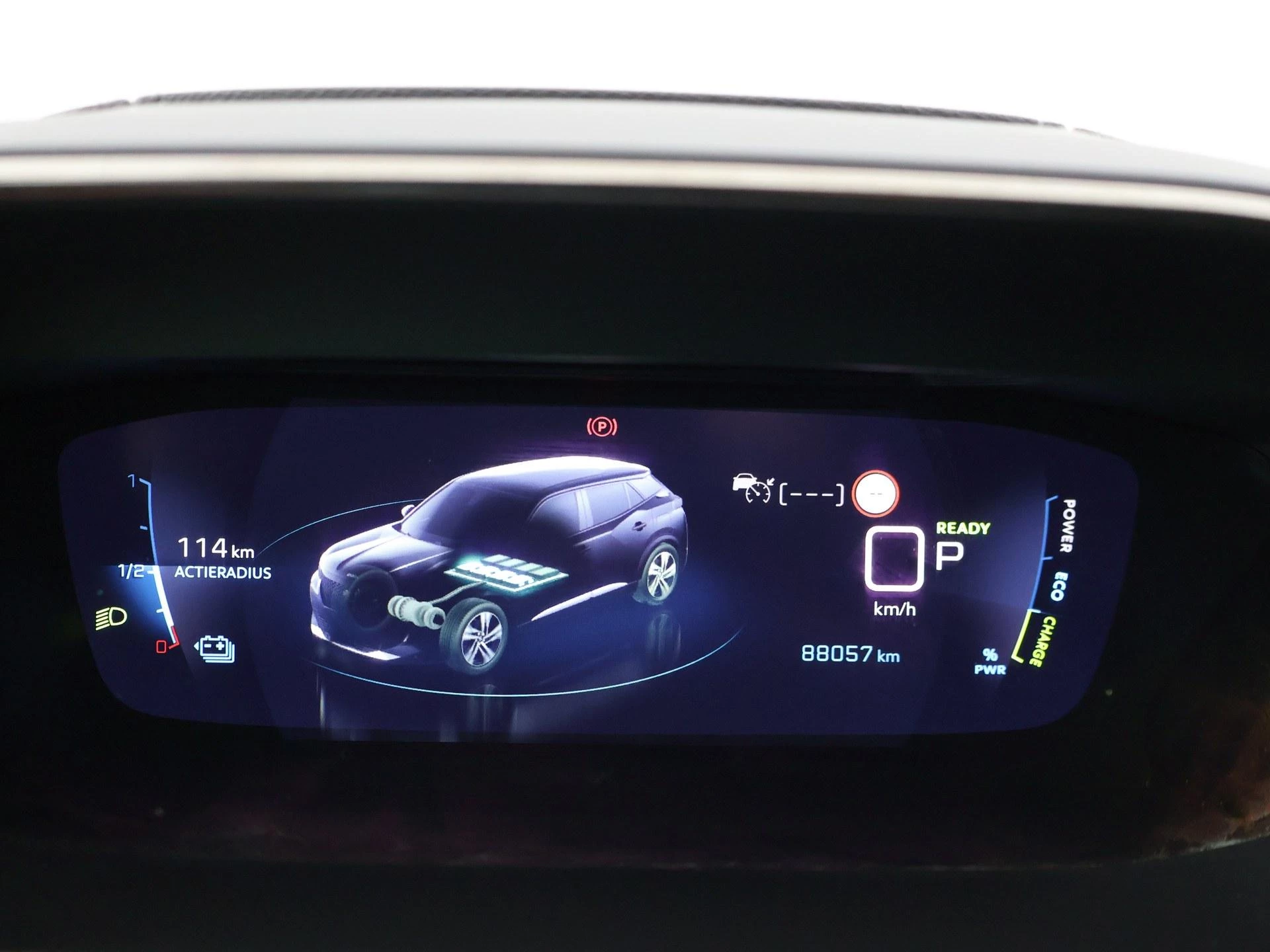 Hoofdafbeelding Peugeot e-2008