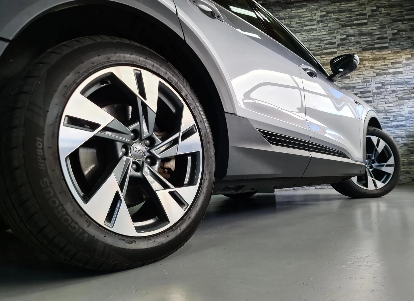 Hoofdafbeelding Audi e-tron