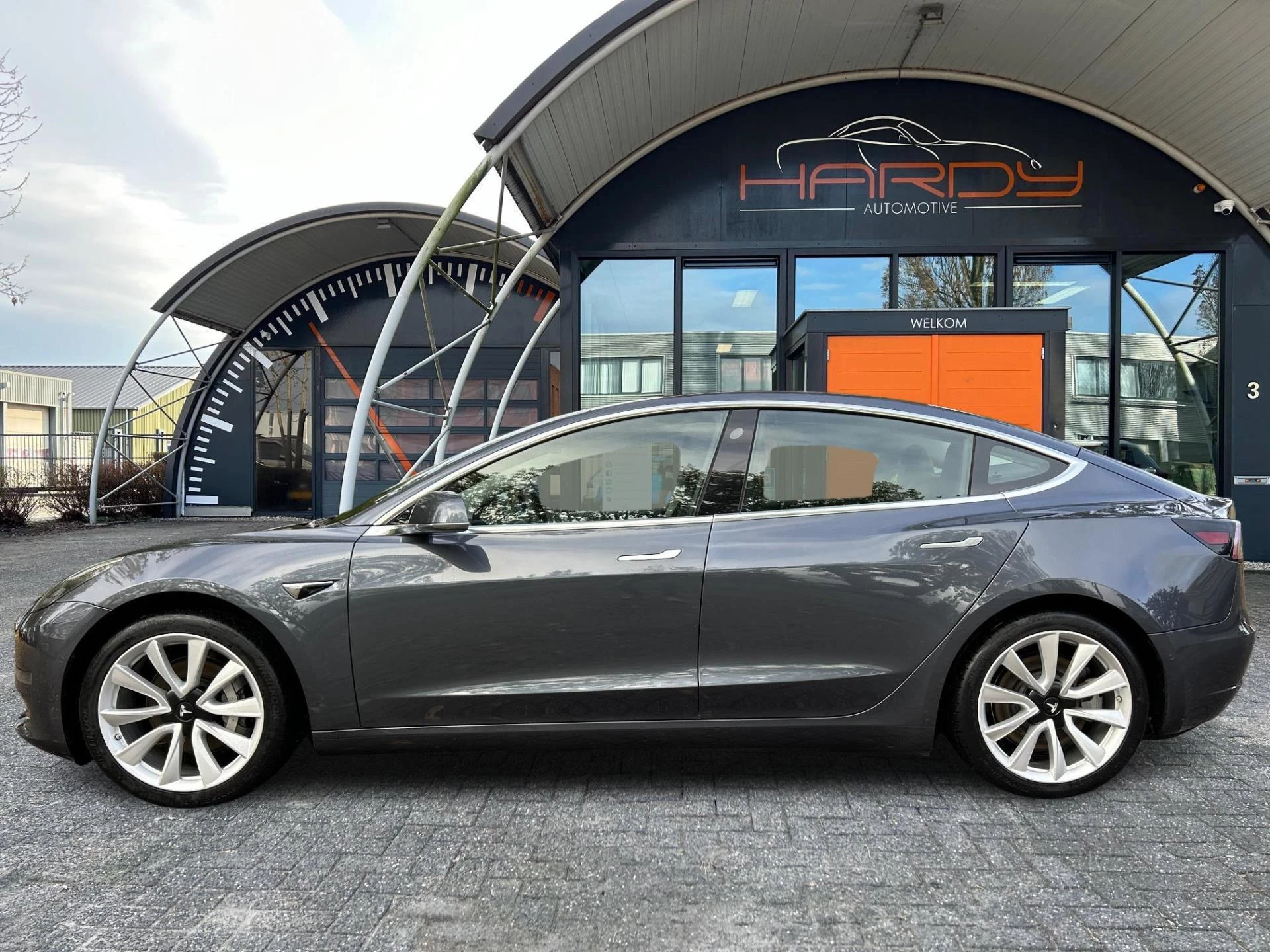 Hoofdafbeelding Tesla Model 3