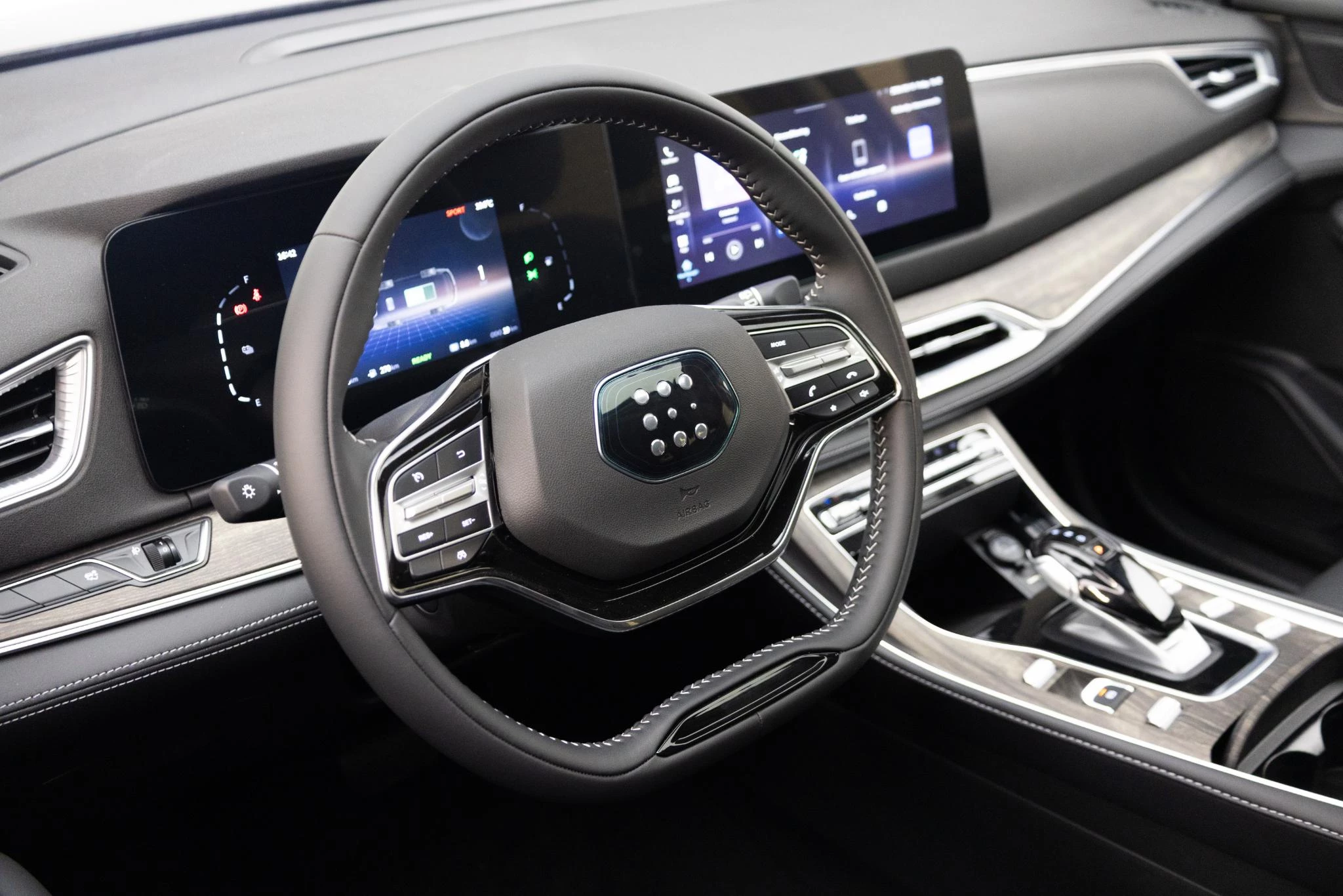 Hoofdafbeelding DFSK E5 PHEV