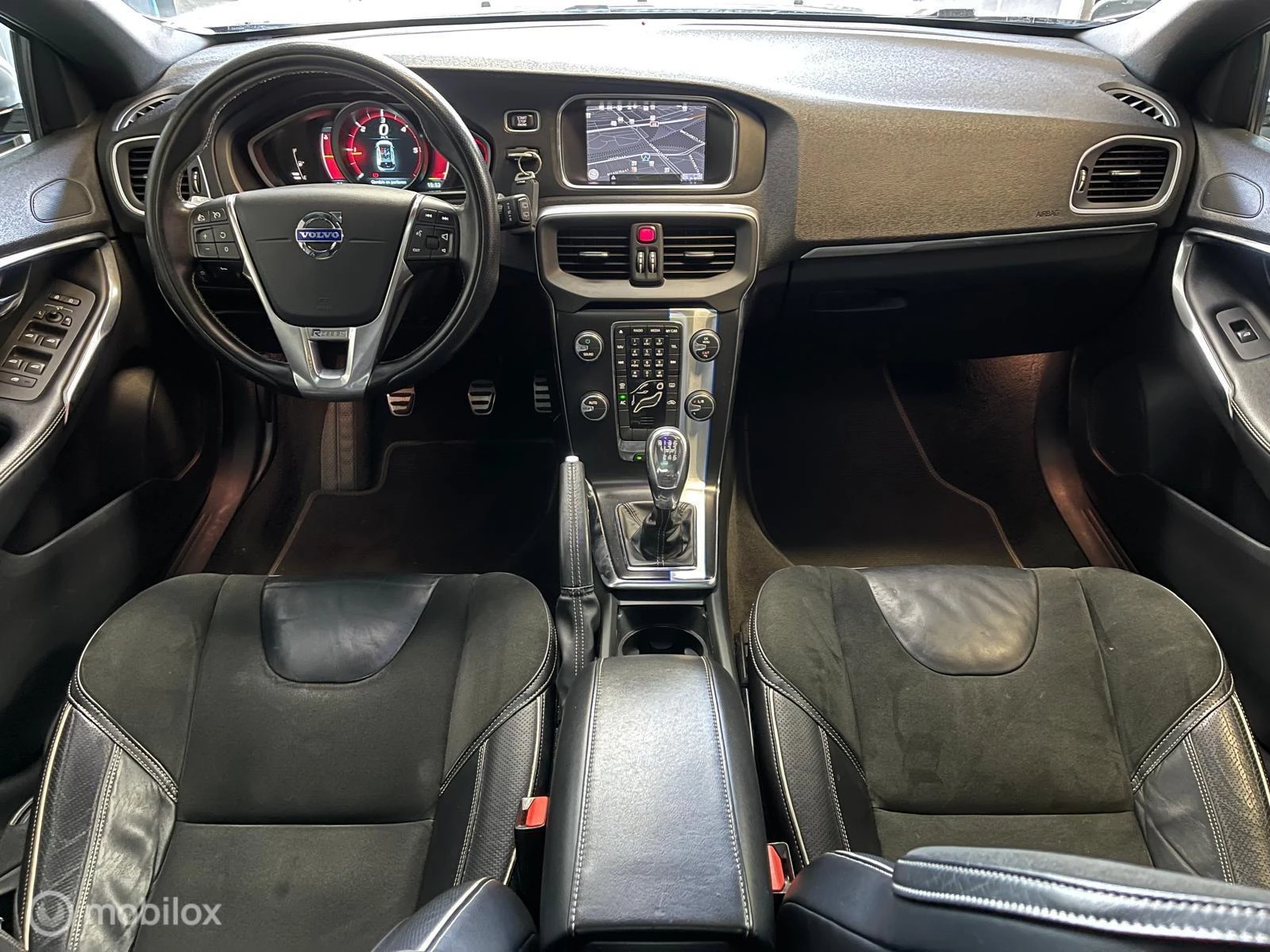 Hoofdafbeelding Volvo V40