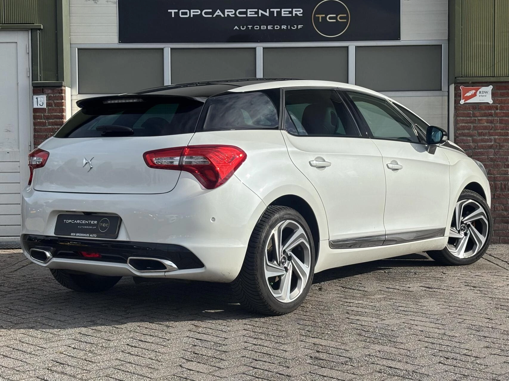 Hoofdafbeelding DS DS 5