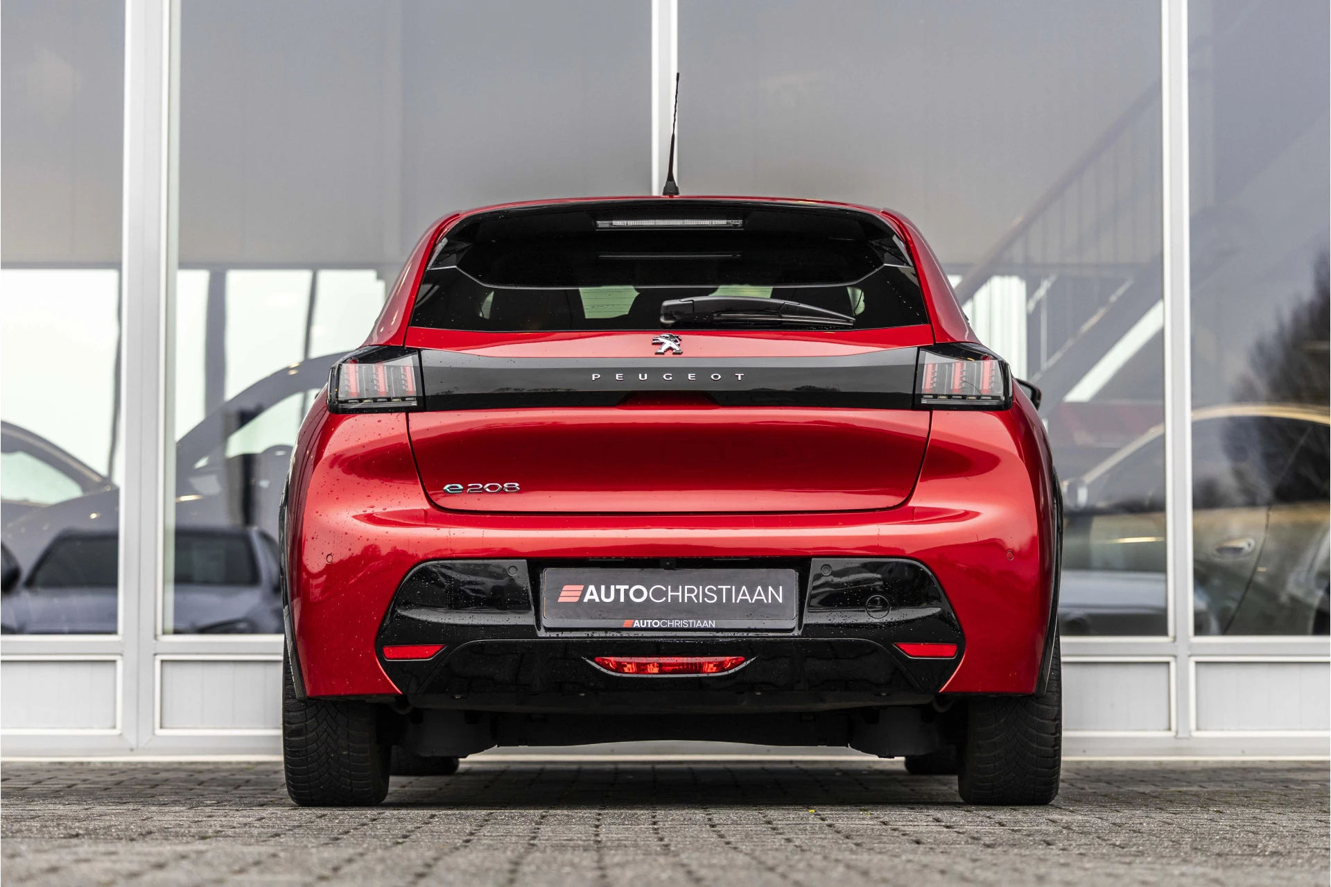 Hoofdafbeelding Peugeot e-208