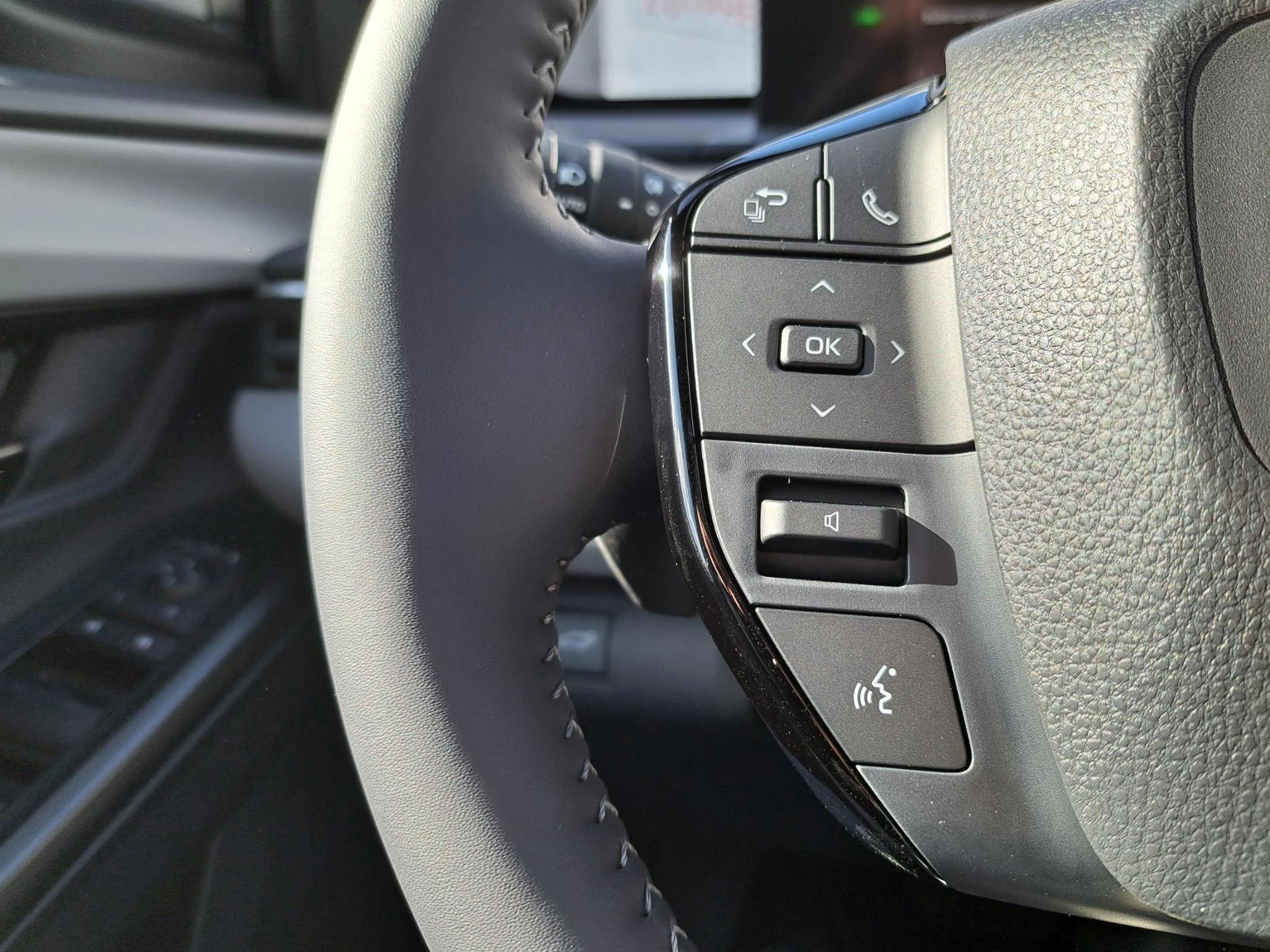 Hoofdafbeelding Toyota C-HR+