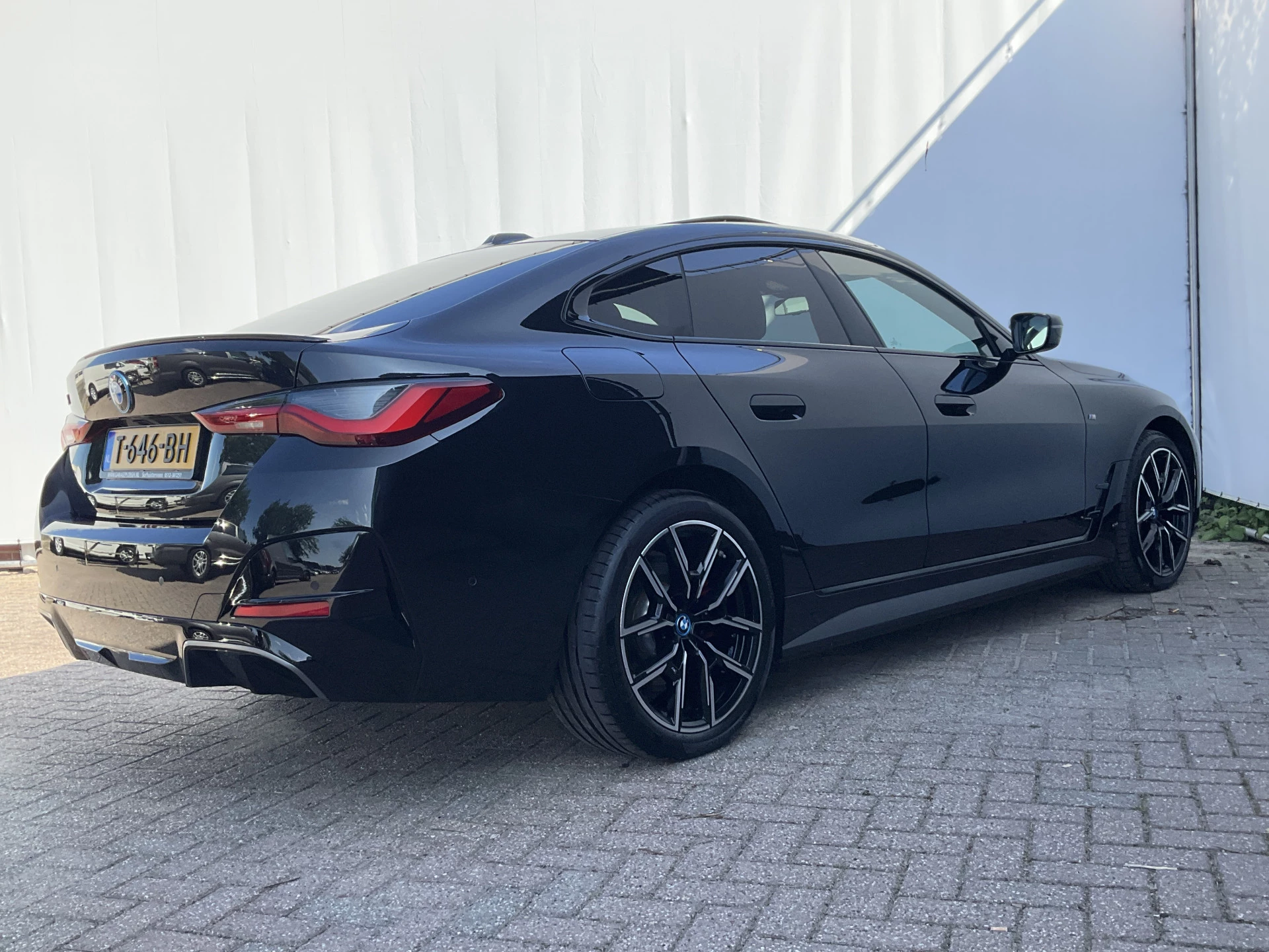 Hoofdafbeelding BMW i4