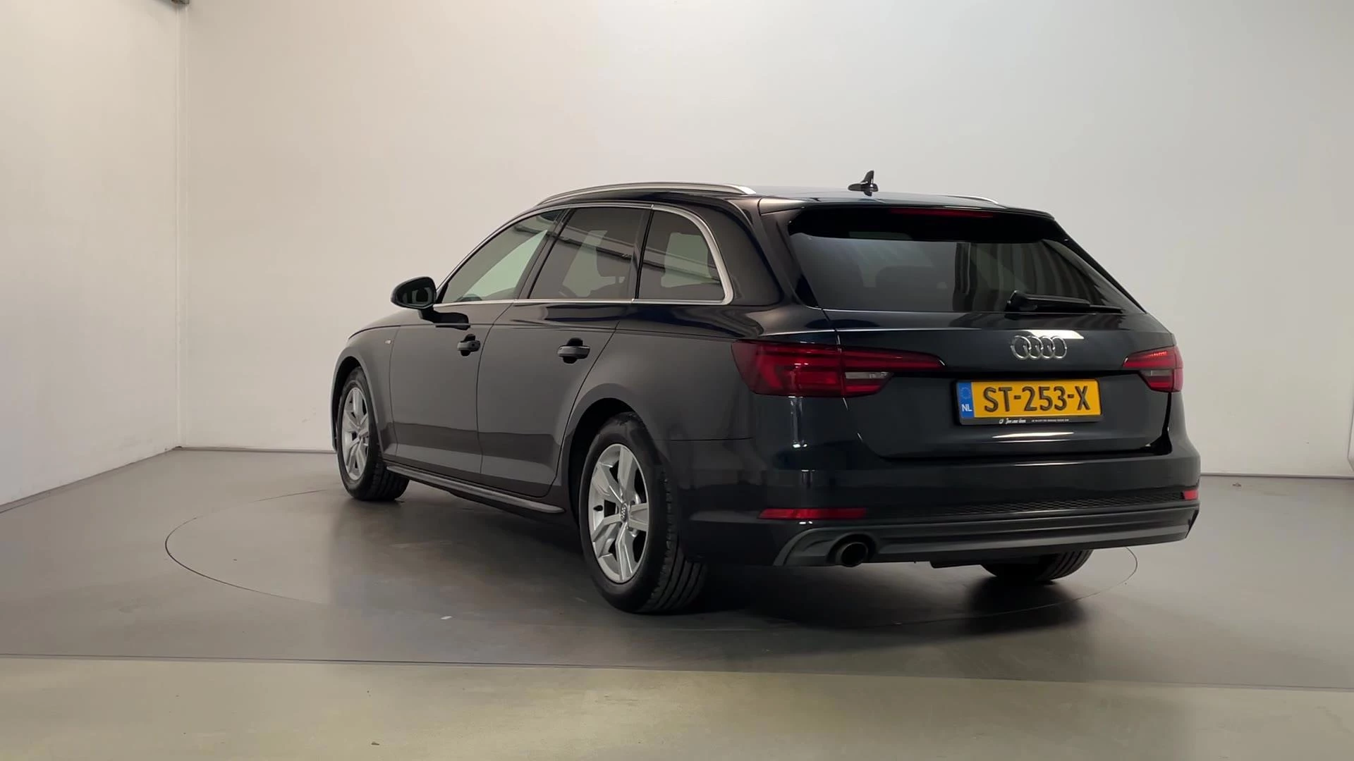 Hoofdafbeelding Audi A4