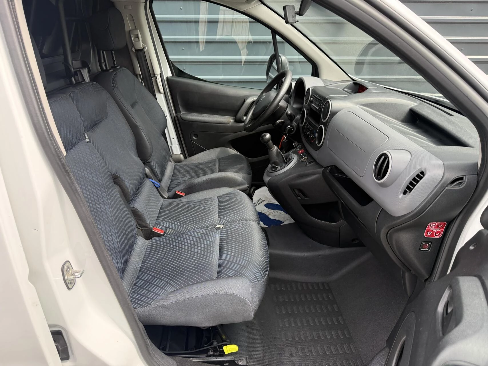 Hoofdafbeelding Peugeot Partner