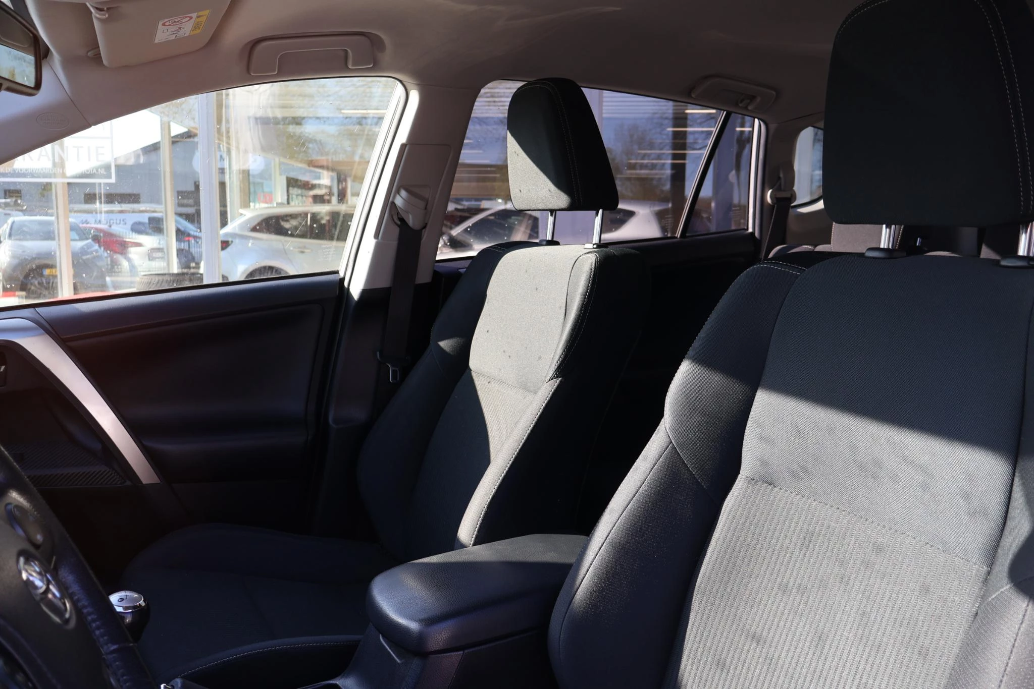 Hoofdafbeelding Toyota RAV4