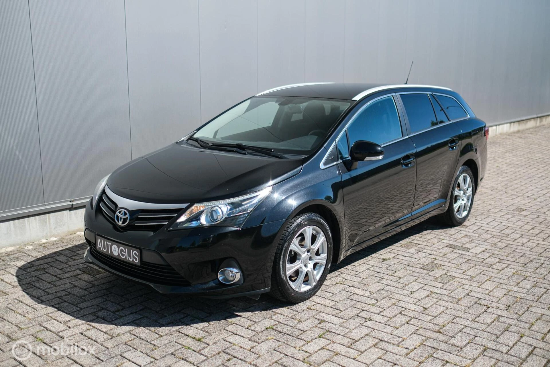Hoofdafbeelding Toyota Avensis