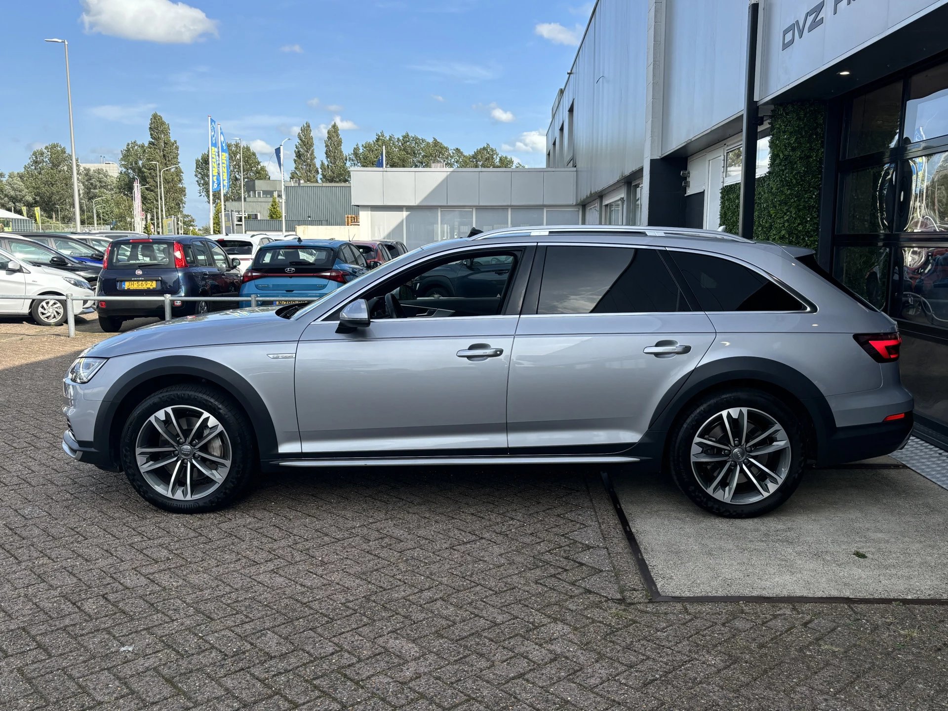 Hoofdafbeelding Audi A4