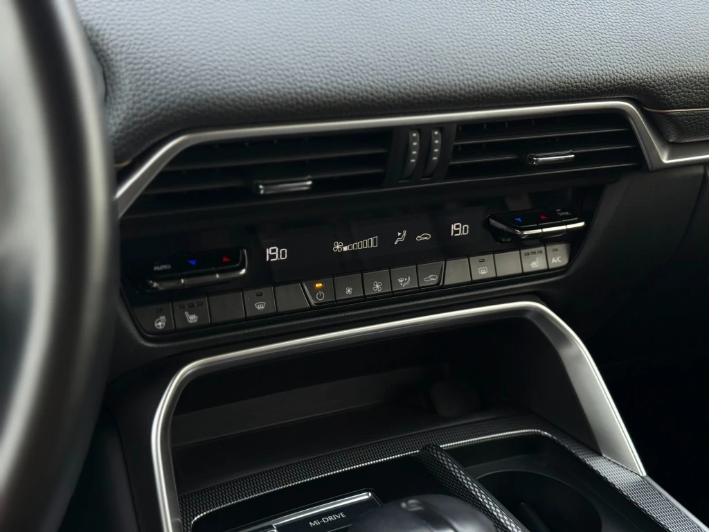 Hoofdafbeelding Mazda CX-60