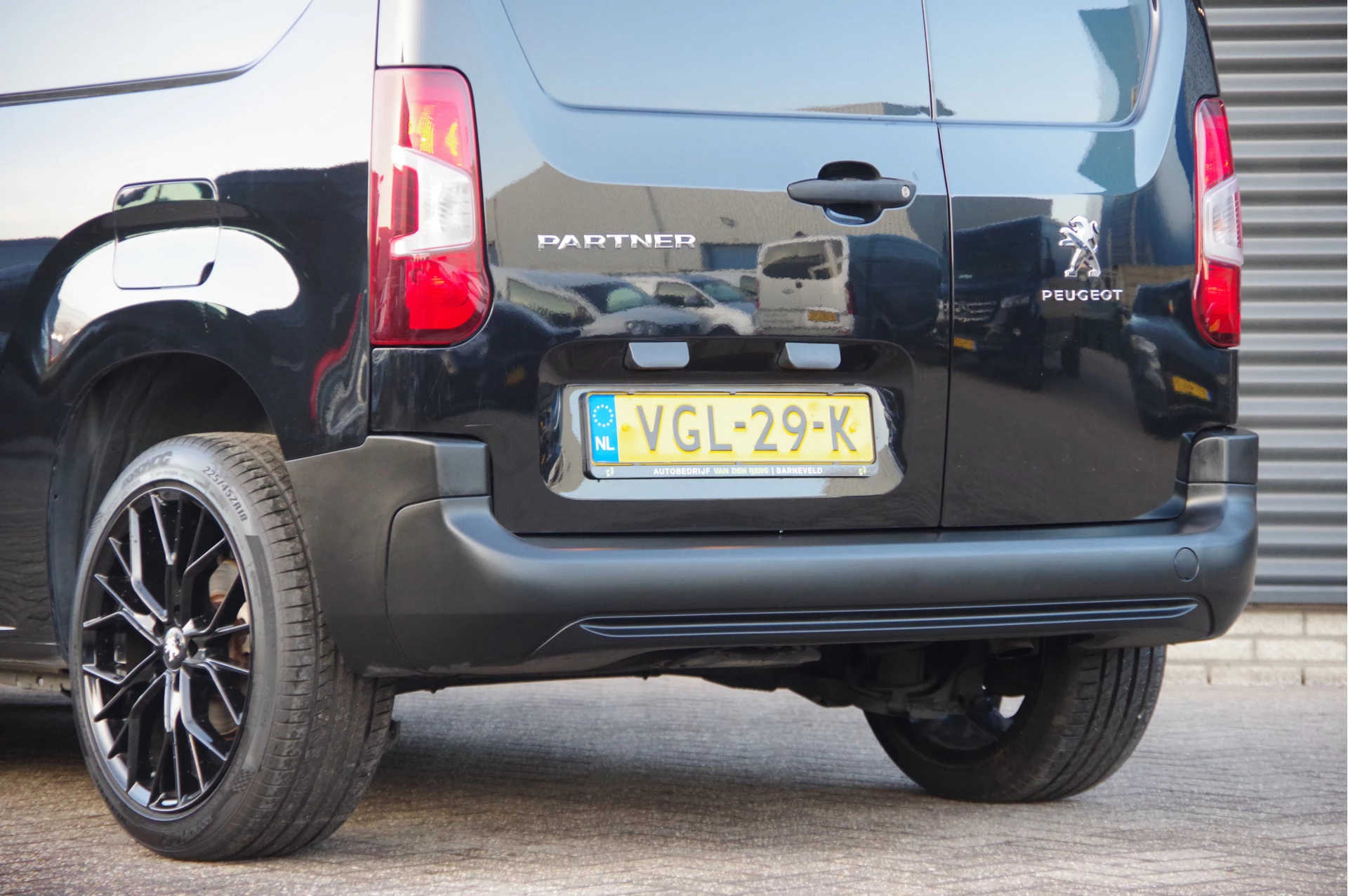 Hoofdafbeelding Peugeot Partner