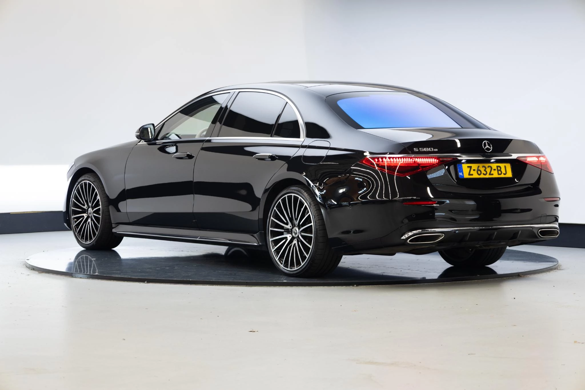 Hoofdafbeelding Mercedes-Benz S-Klasse