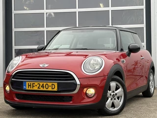 Hoofdafbeelding MINI Cooper MINI Cooper Mini 1.5 Business 136pk | Dealer onderhouden | Nieuwe apk! | Airco | Bluetooth | Cruise control | Lichtmetalen velgen 15" | Navigatiesysteem | Prachtig exemplaar!