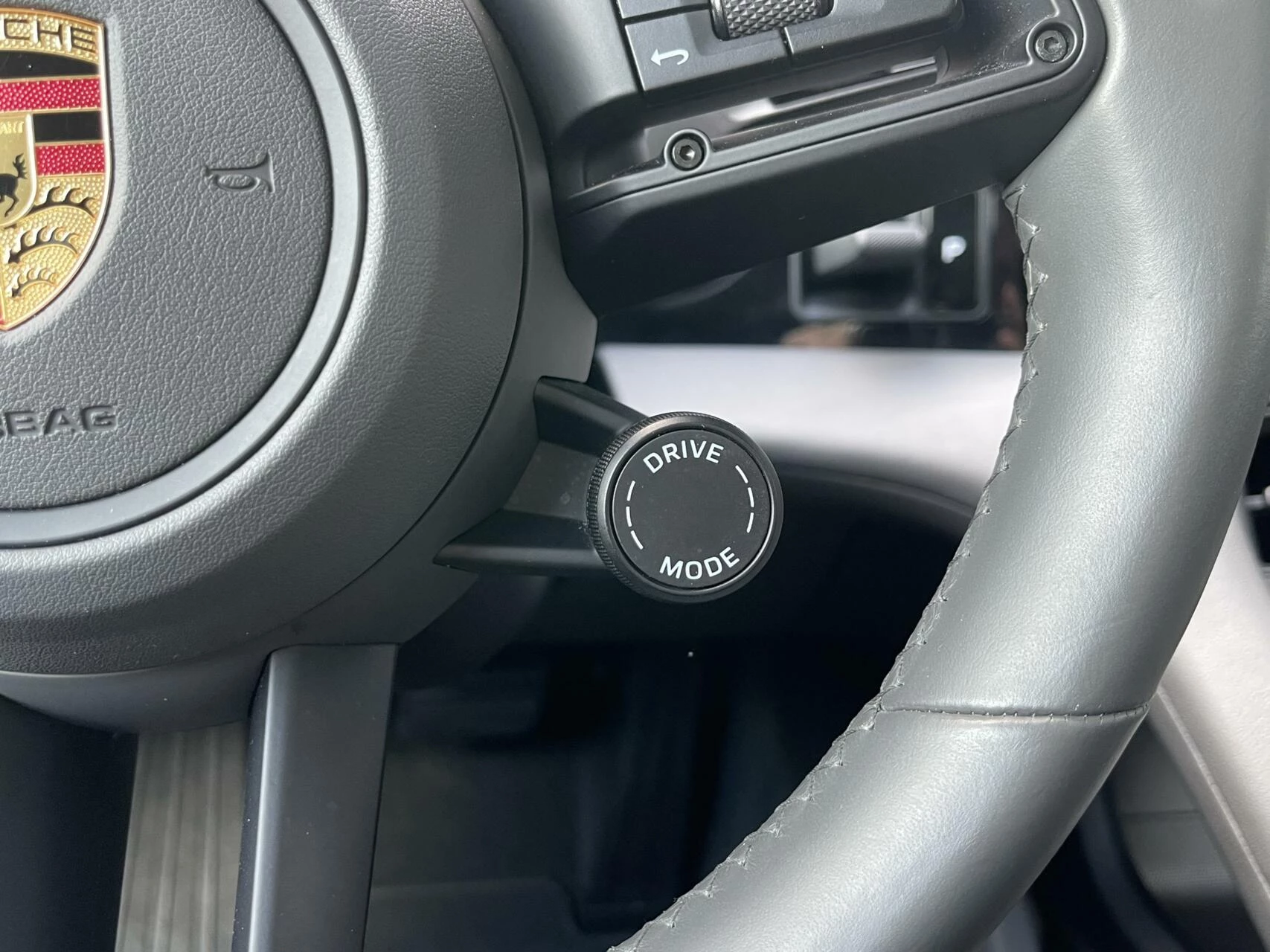 Hoofdafbeelding Porsche Taycan
