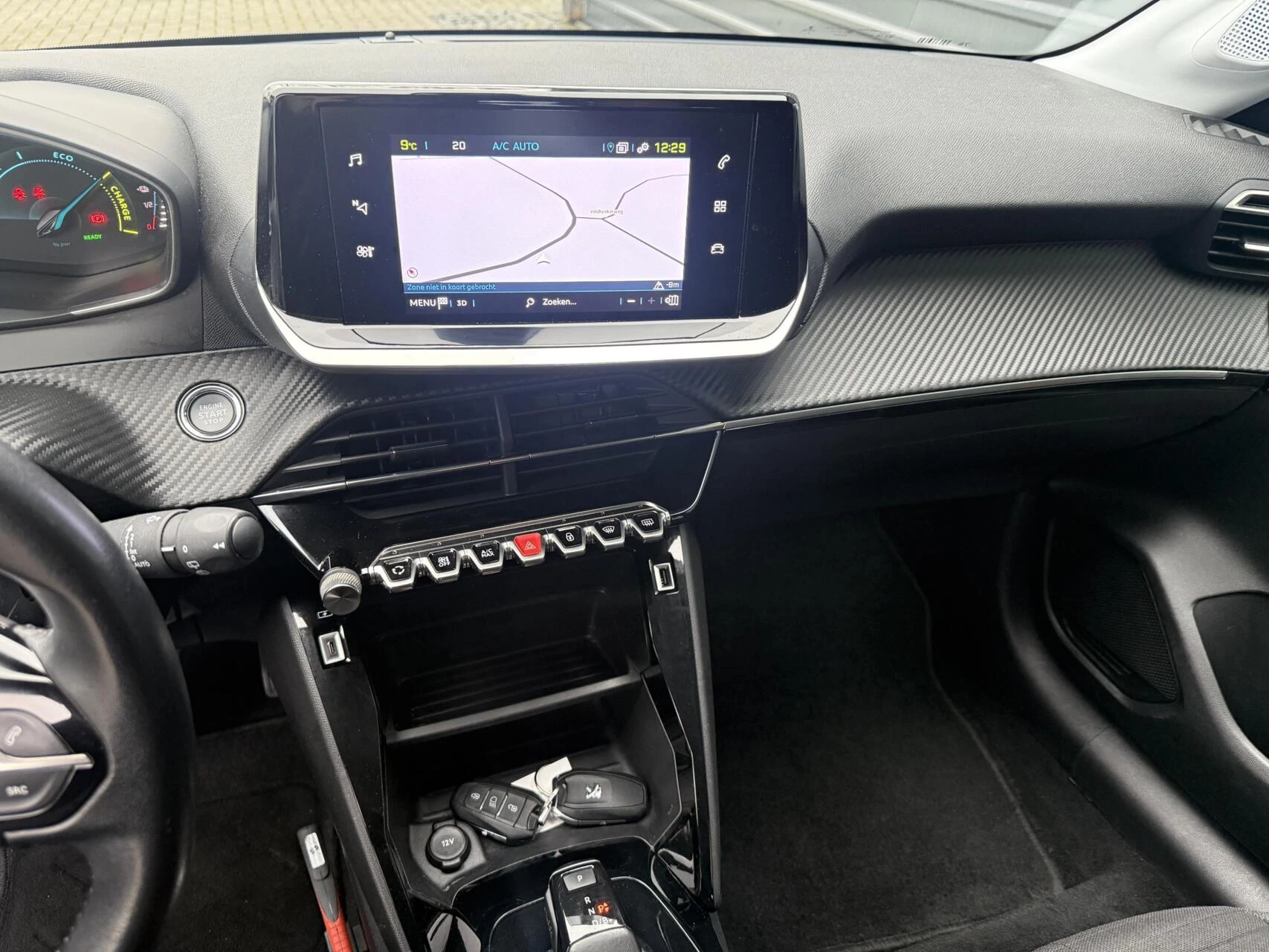 Hoofdafbeelding Peugeot e-208