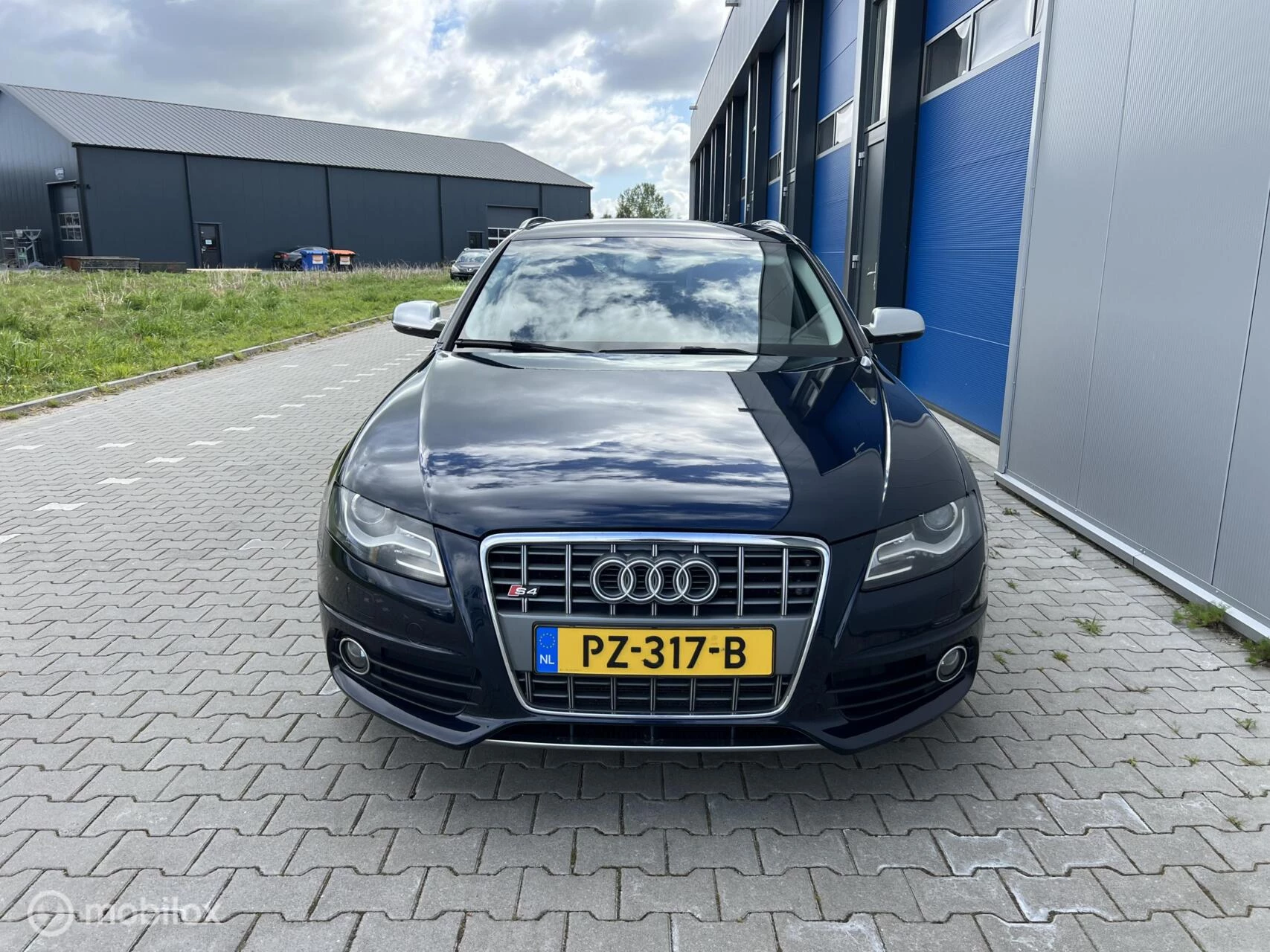 Hoofdafbeelding Audi S4
