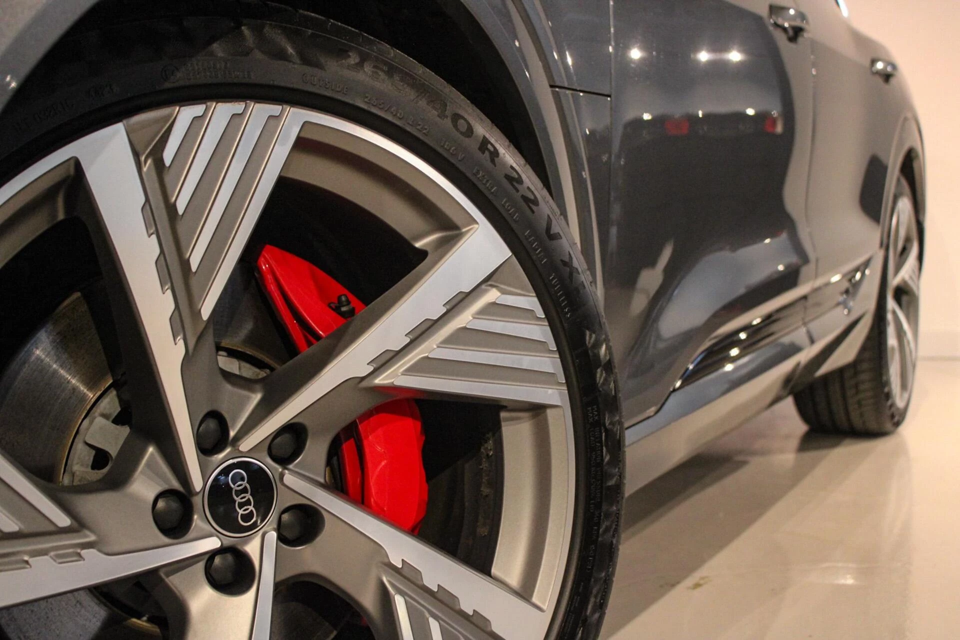 Hoofdafbeelding Audi Q8 e-tron