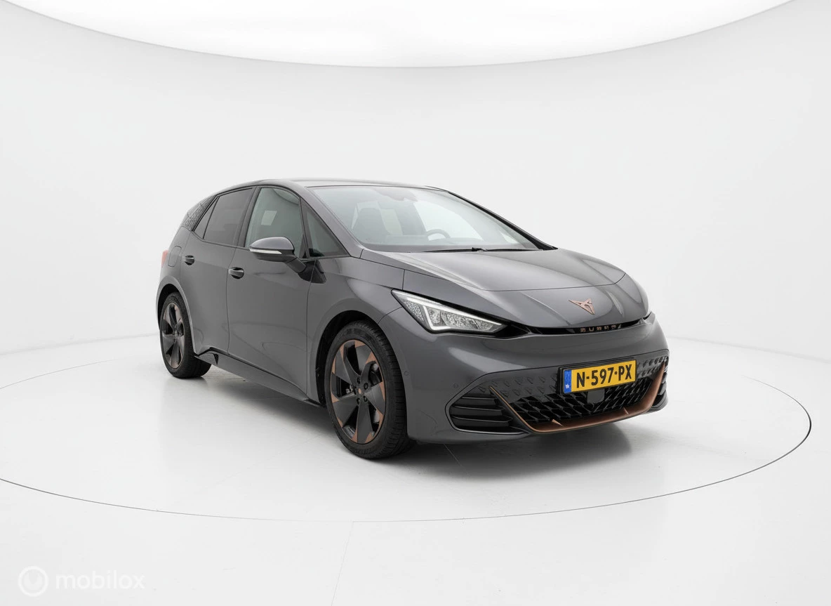 Hoofdafbeelding CUPRA Born