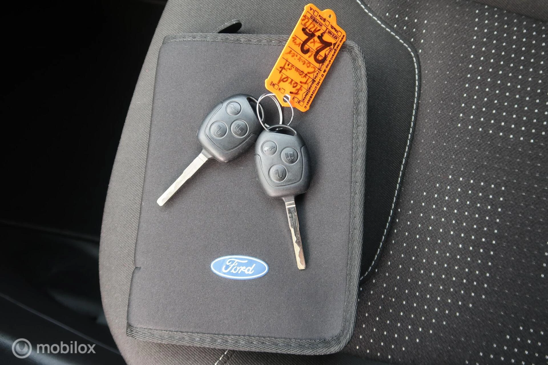 Hoofdafbeelding Ford Transit Courier