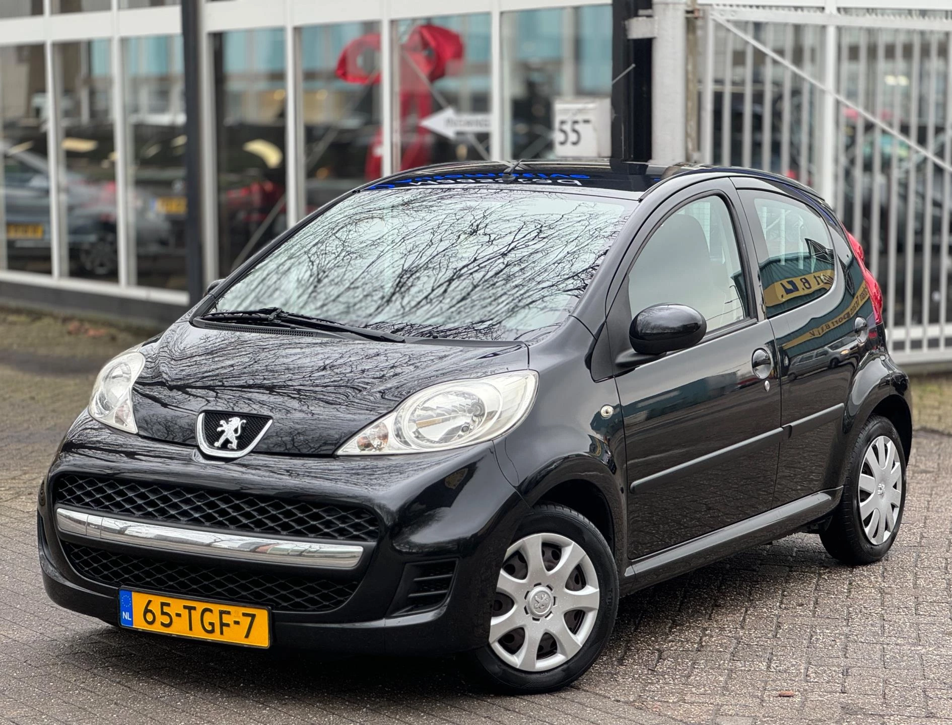 Hoofdafbeelding Peugeot 107