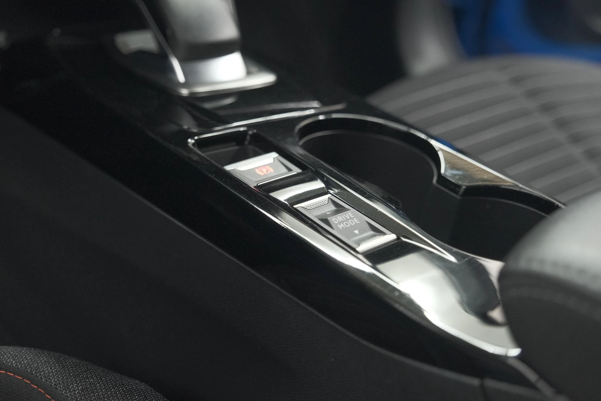 Hoofdafbeelding Peugeot e-208