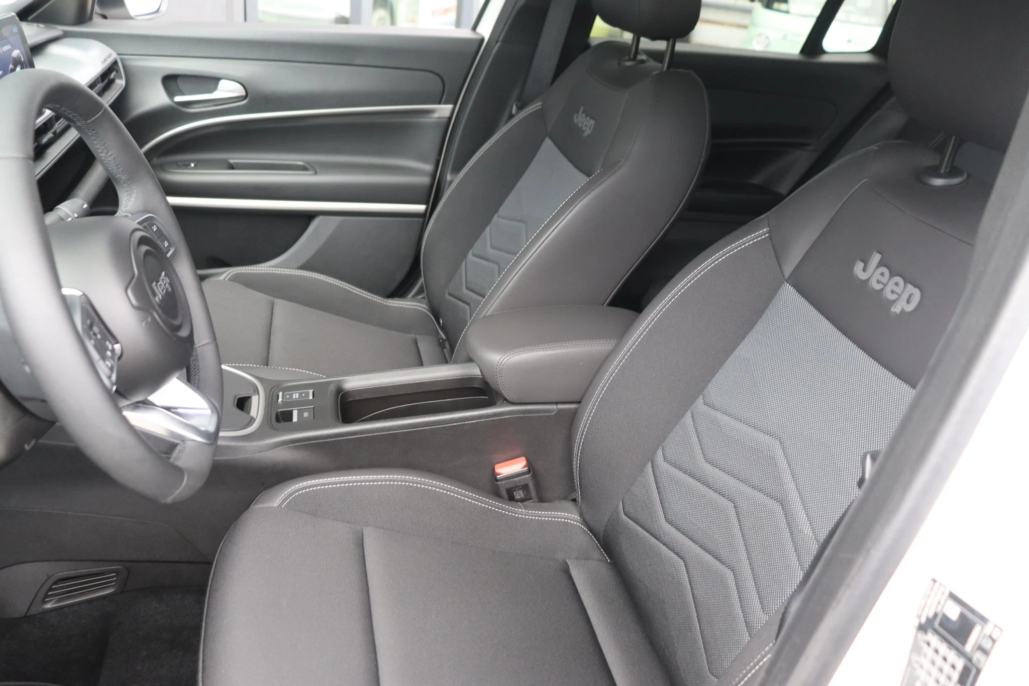 Hoofdafbeelding Jeep Avenger