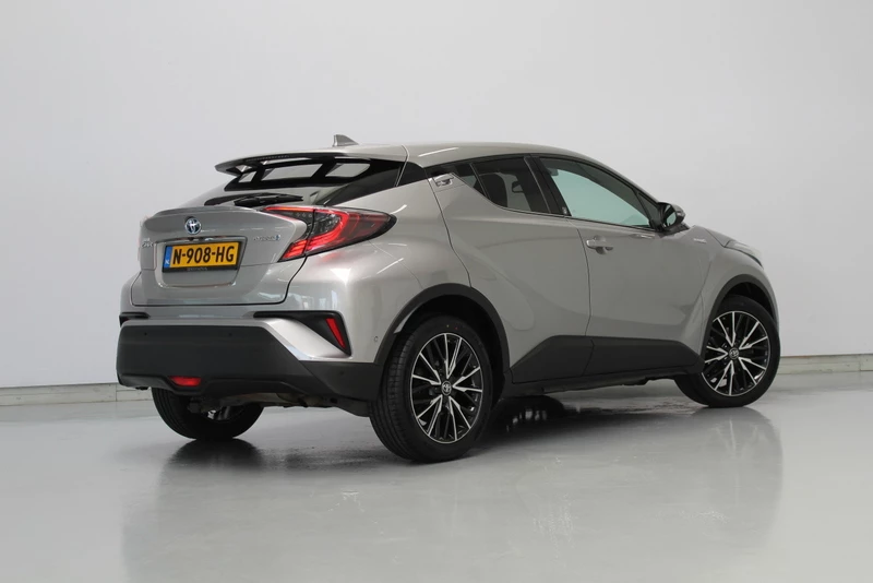 Hoofdafbeelding Toyota C-HR