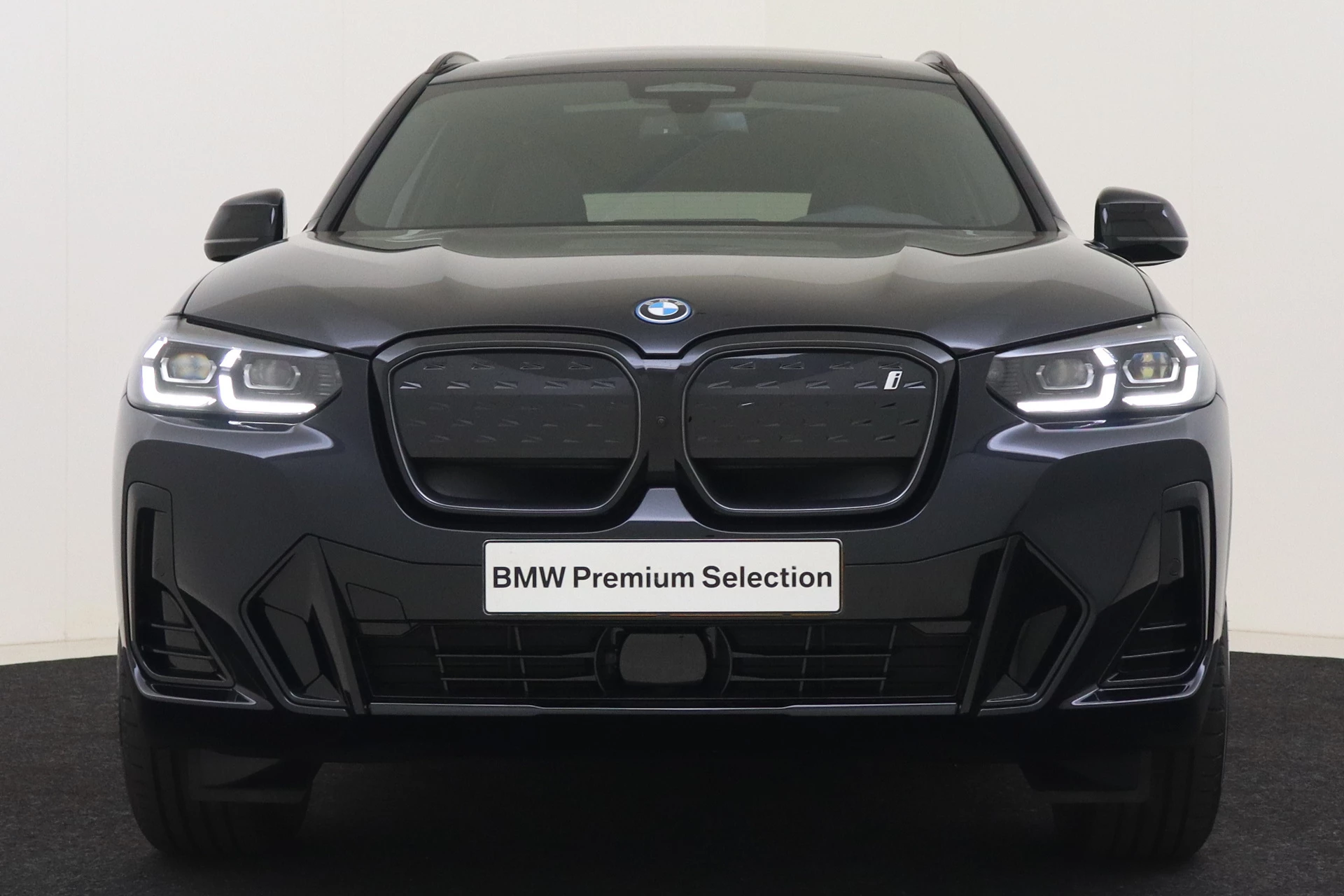 Hoofdafbeelding BMW iX3