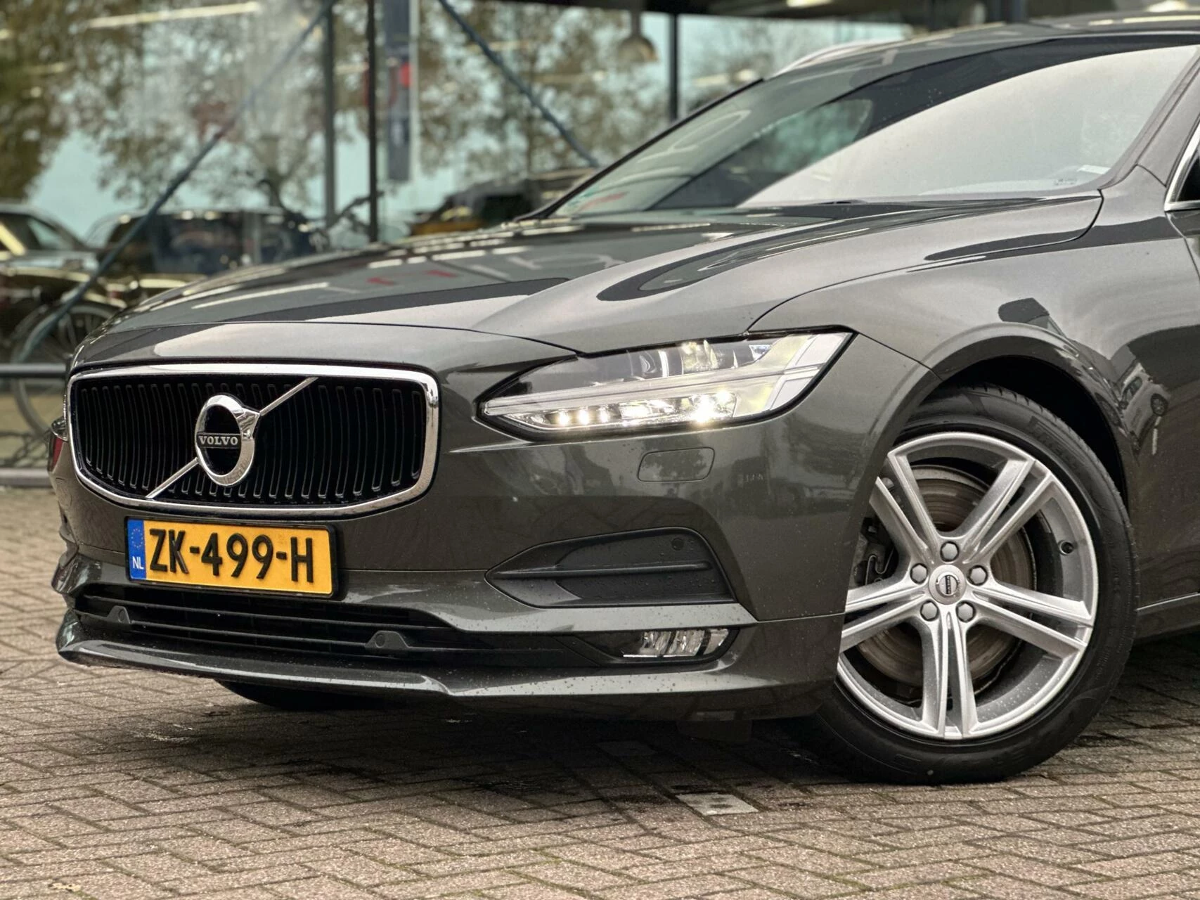 Hoofdafbeelding Volvo V90