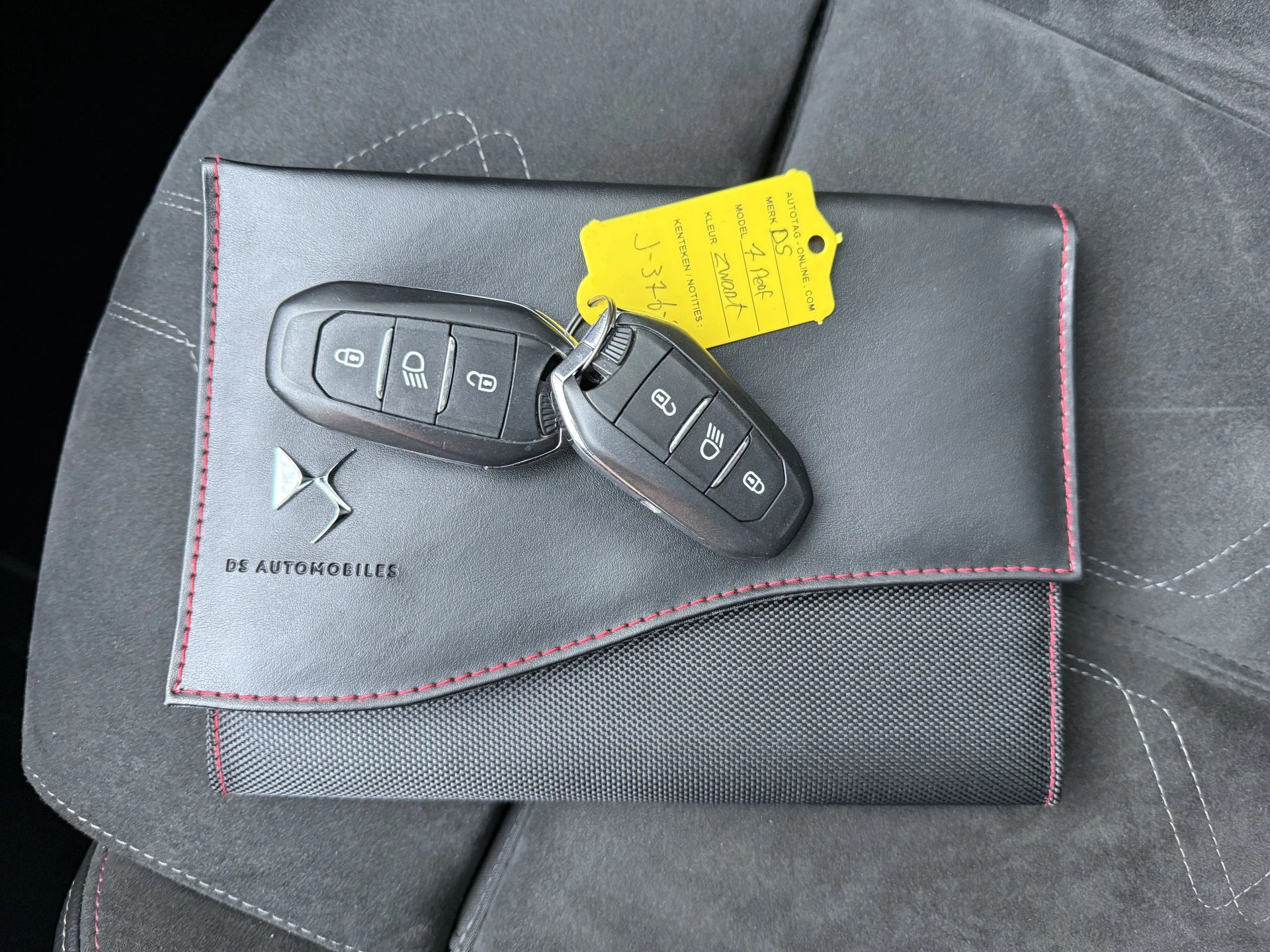 Hoofdafbeelding DS DS 7