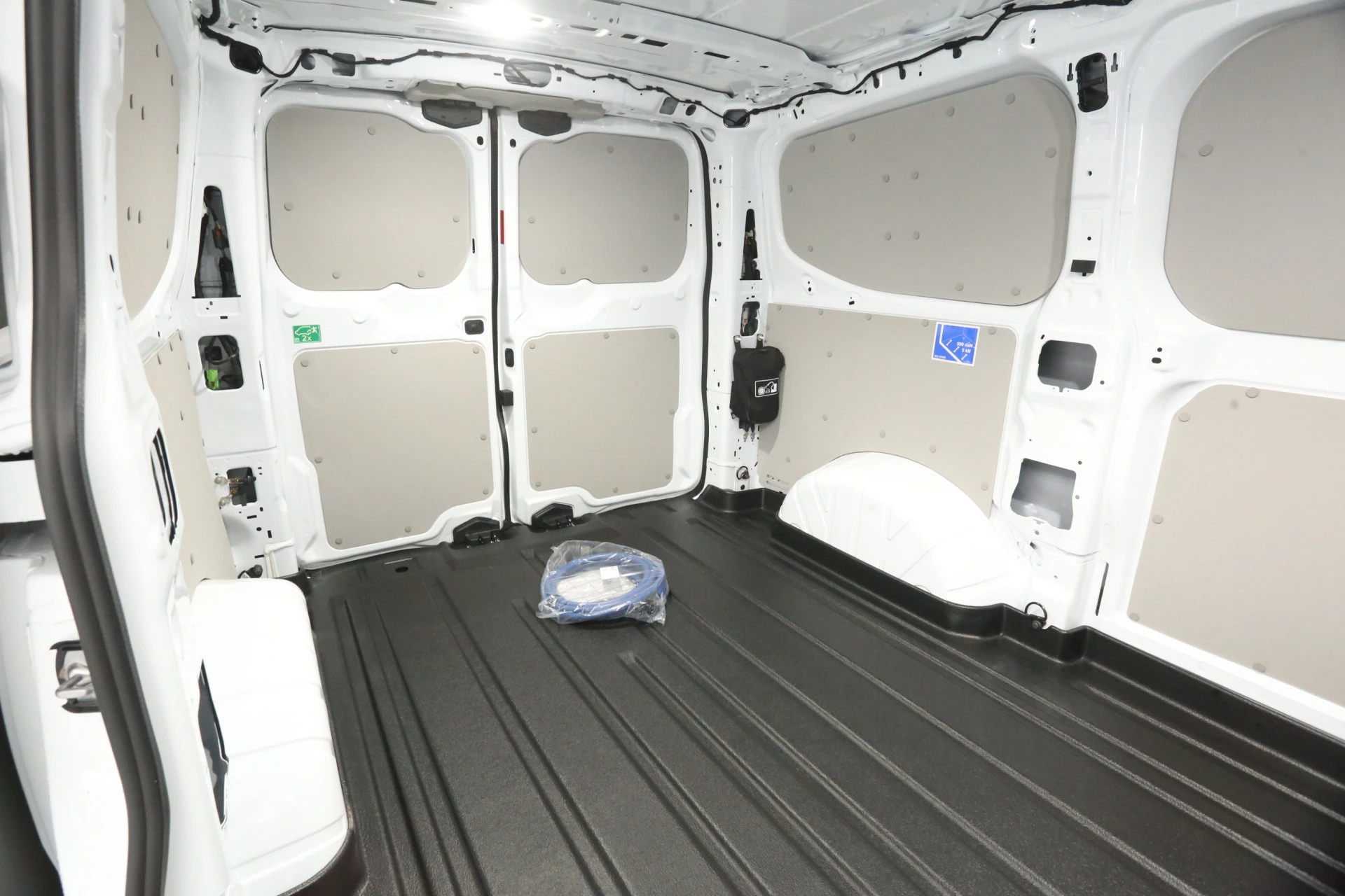 Hoofdafbeelding Ford E-Transit Custom