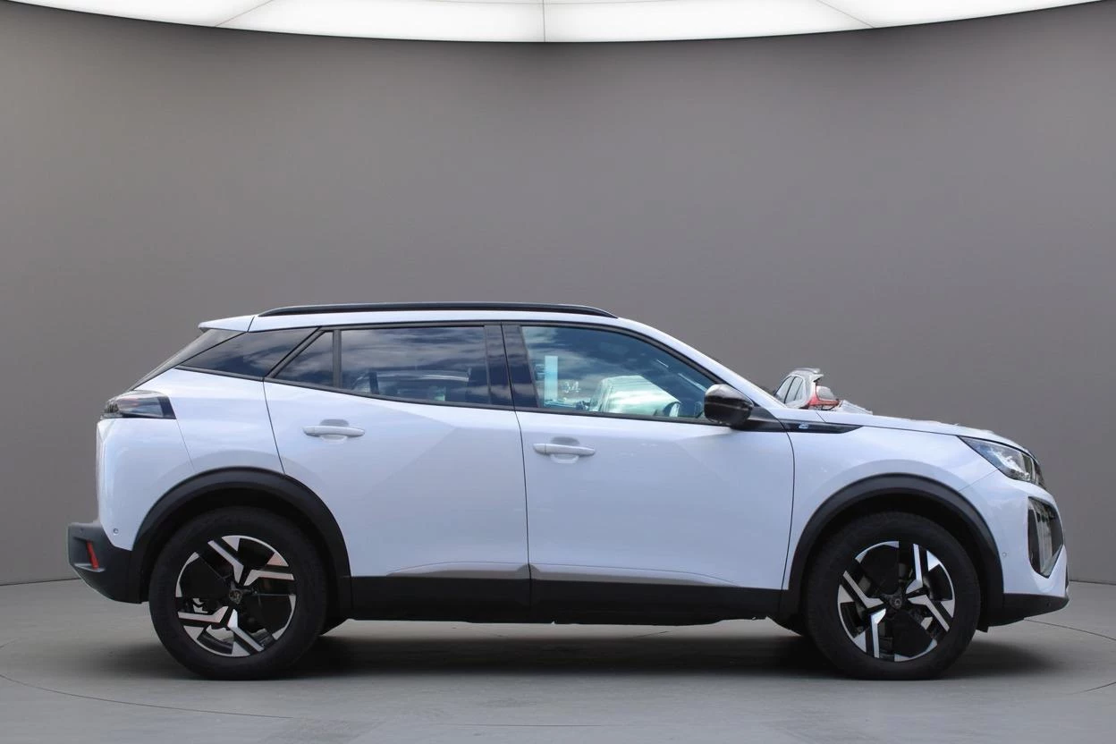 Hoofdafbeelding Peugeot e-2008