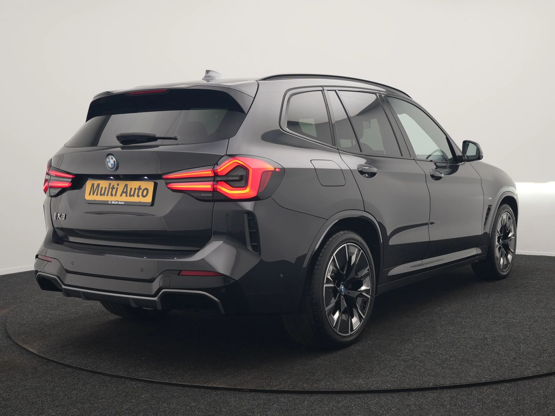 Hoofdafbeelding BMW iX3
