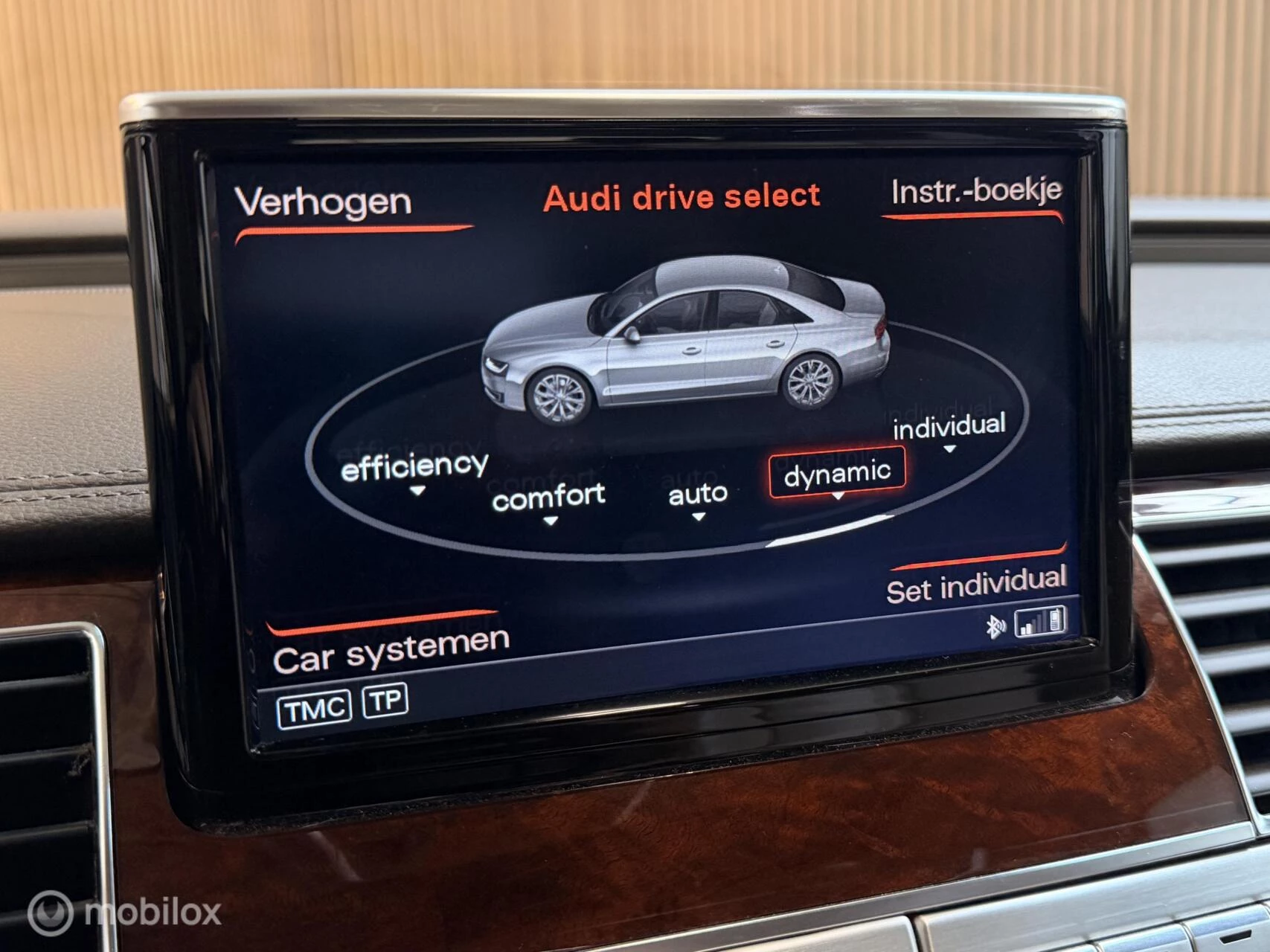 Hoofdafbeelding Audi A8