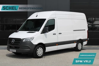 Hoofdafbeelding Mercedes-Benz Sprinter Mercedes-Benz Sprinter 317CDI L2H2 Pro - 2x Schuifdeur - LED - Mbux 10 - 3.5t Trekhaak - Betimmering - Camera - Carplay - Bind spot - Cruise - Smartphone integratie - Rijklaar