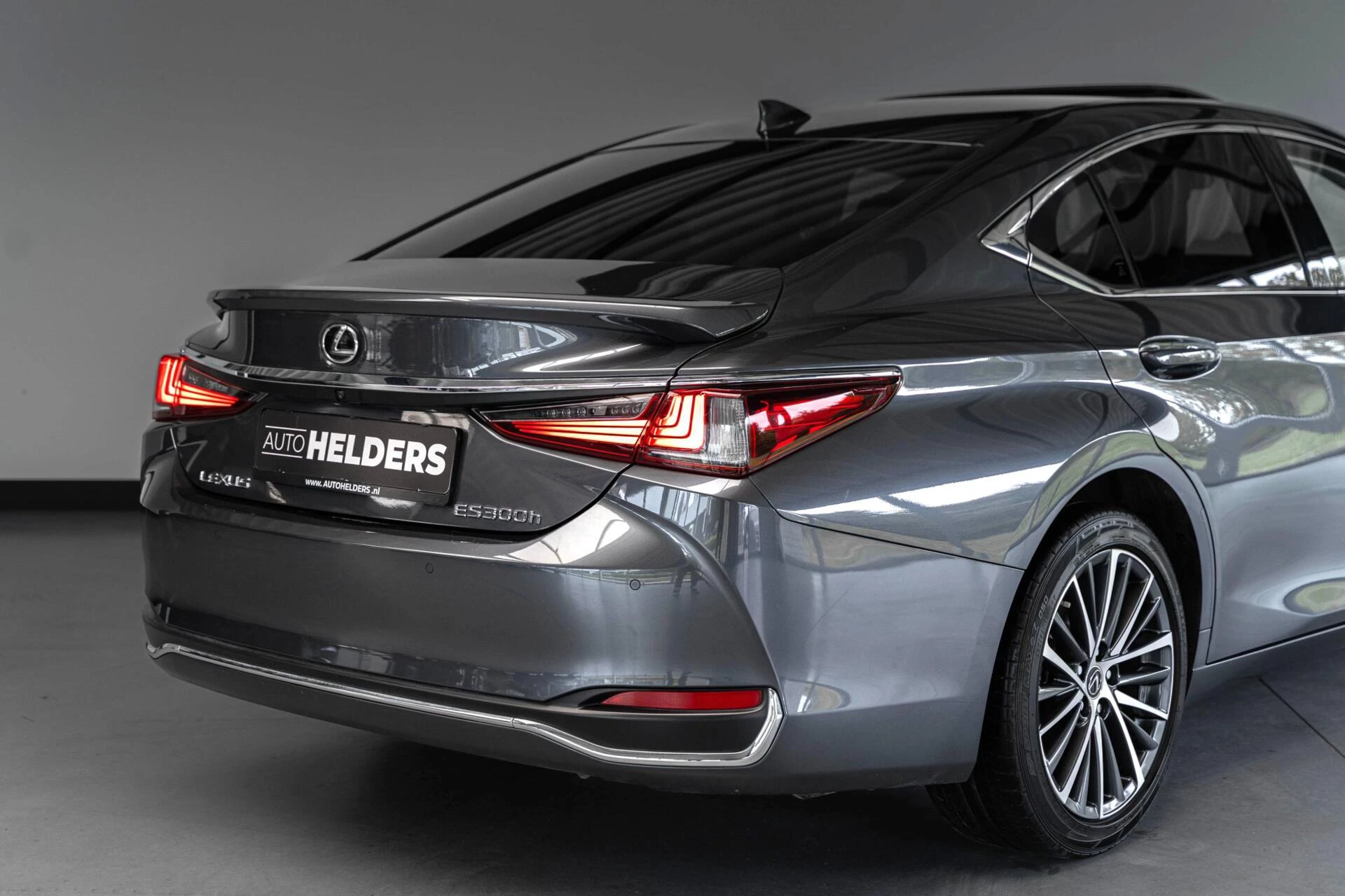 Hoofdafbeelding Lexus ES