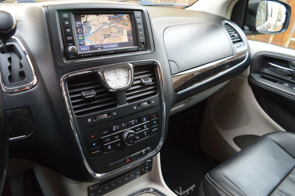 Hoofdafbeelding Lancia Voyager