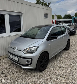 Volkswagen Up! 1.0 CUP up! Highline Pano Navigatie Stoelverw