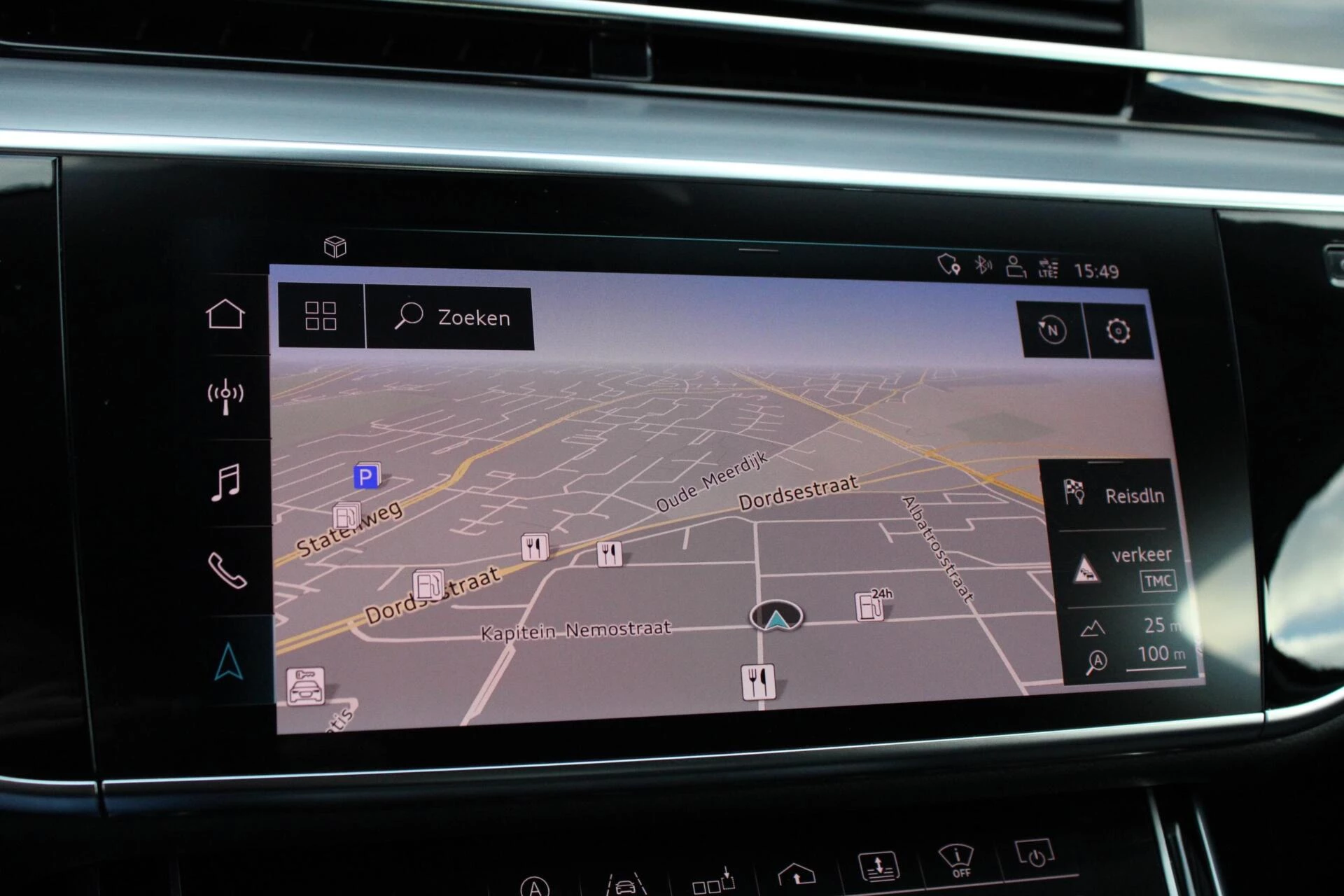 Hoofdafbeelding Audi A8