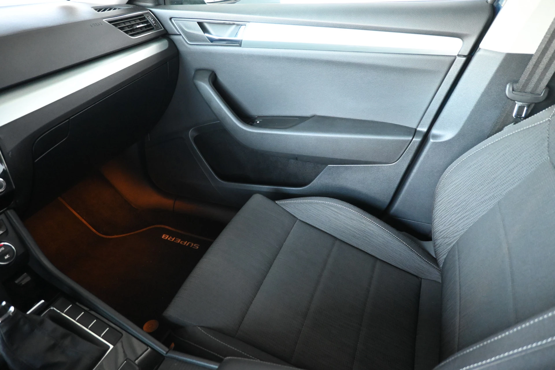 Hoofdafbeelding Škoda Superb