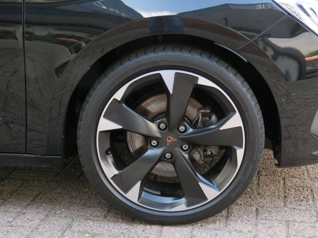 Hoofdafbeelding CUPRA Leon Sportstourer